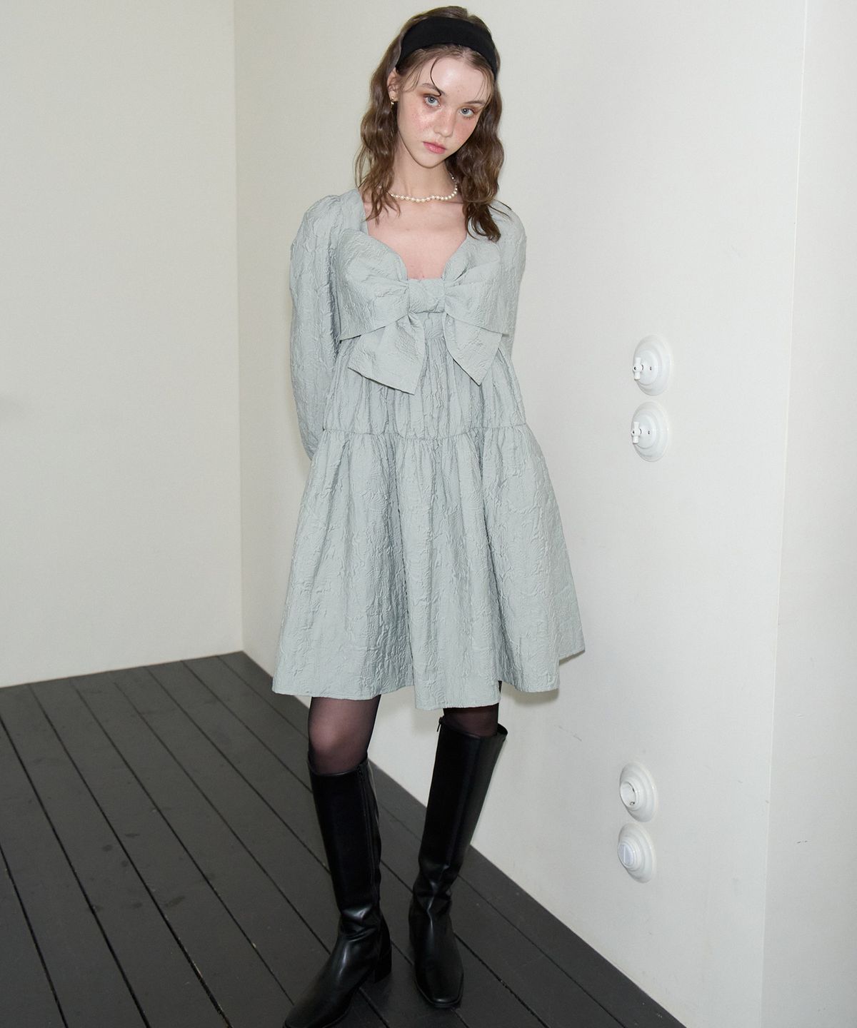살롱 드 욘(SALON DE YOHN) Ribbon Point Mini Dress_ Green