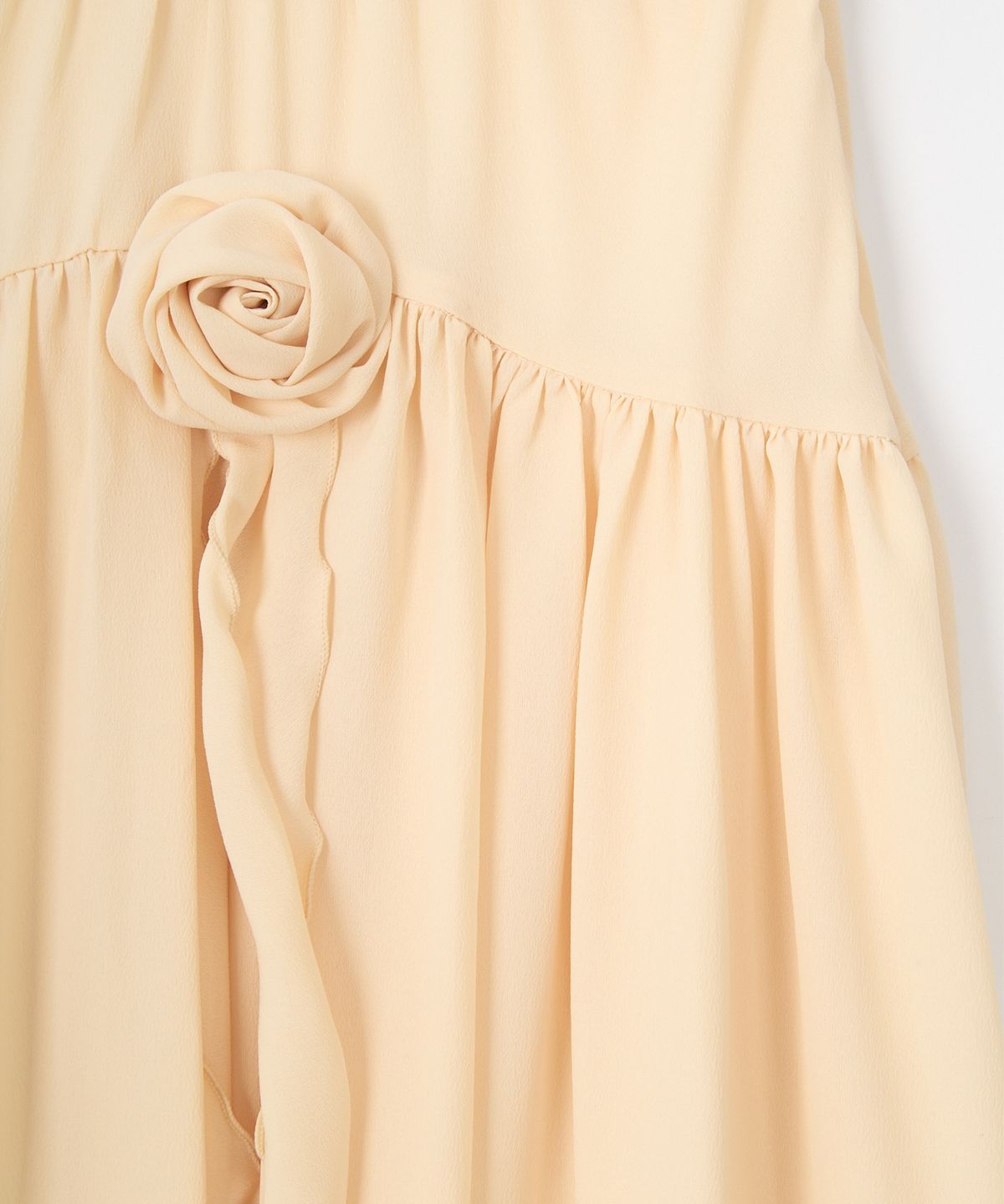 살롱 드 욘(SALON DE YOHN) Corsage Point Shirring Skirt_ Ivory
