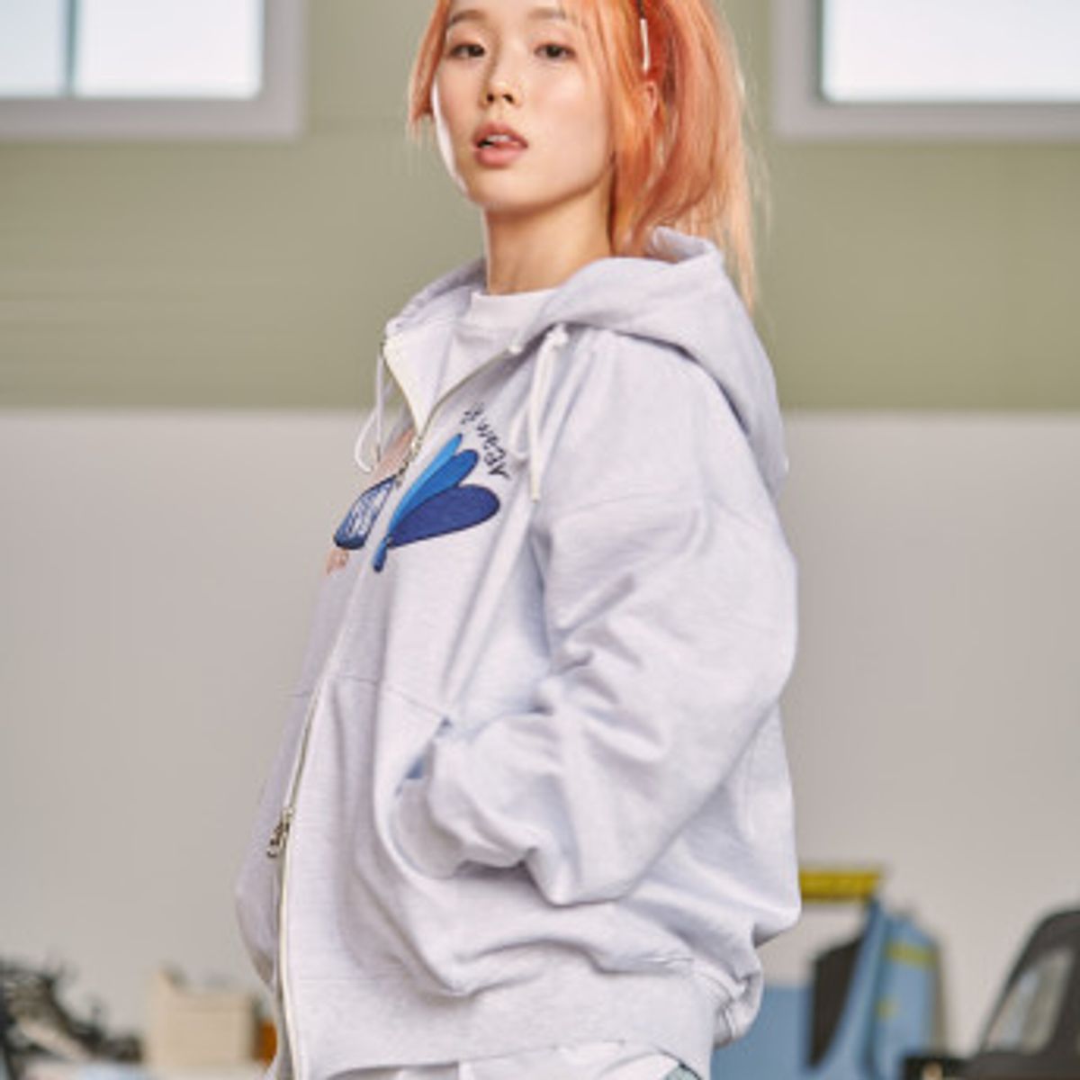 커뮨더웨어(KOMMUNTHEWEAR) 커뮨 레이서 집업 후드 쟈켓 그레이
