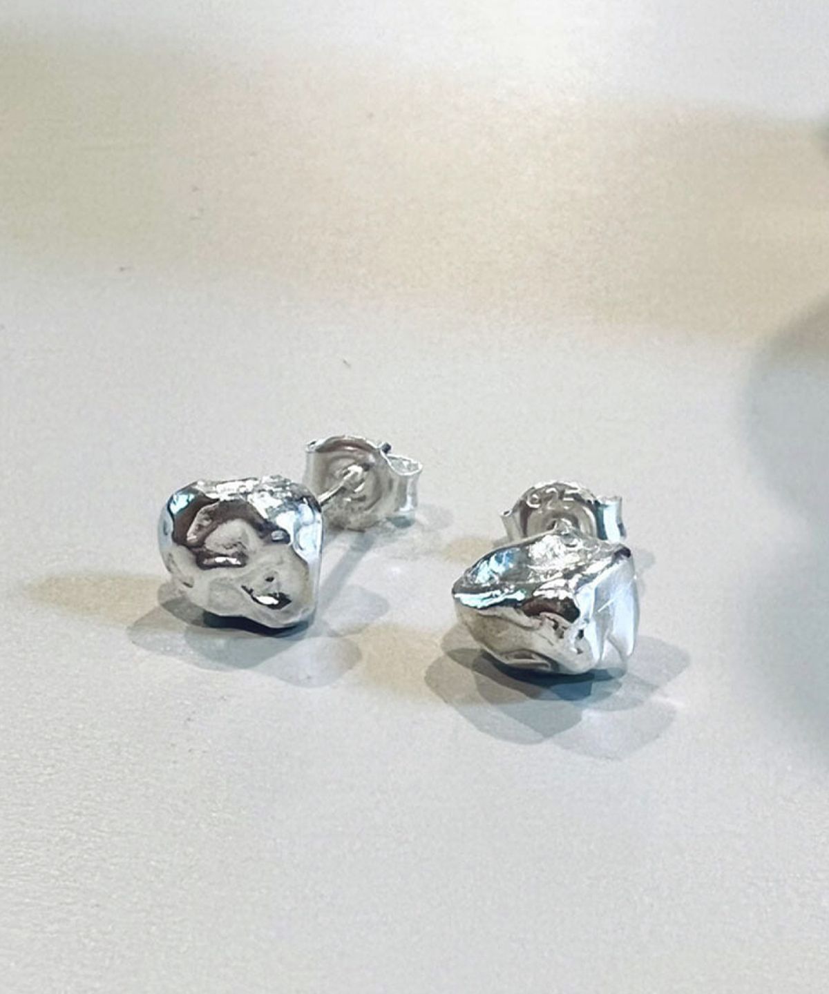 레인디어(REINDEER) FRAGMENTS EARRING 75