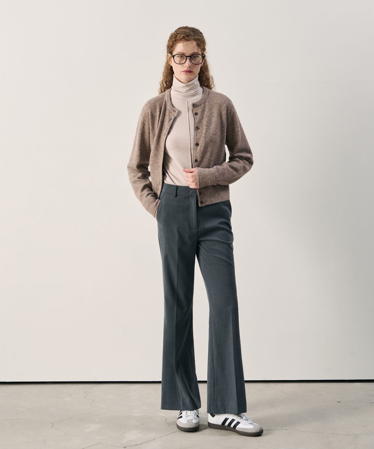 드로우핏 우먼(DRAWFIT WOMEN) 컬러 라인 울 가디건 [M.BROWN]