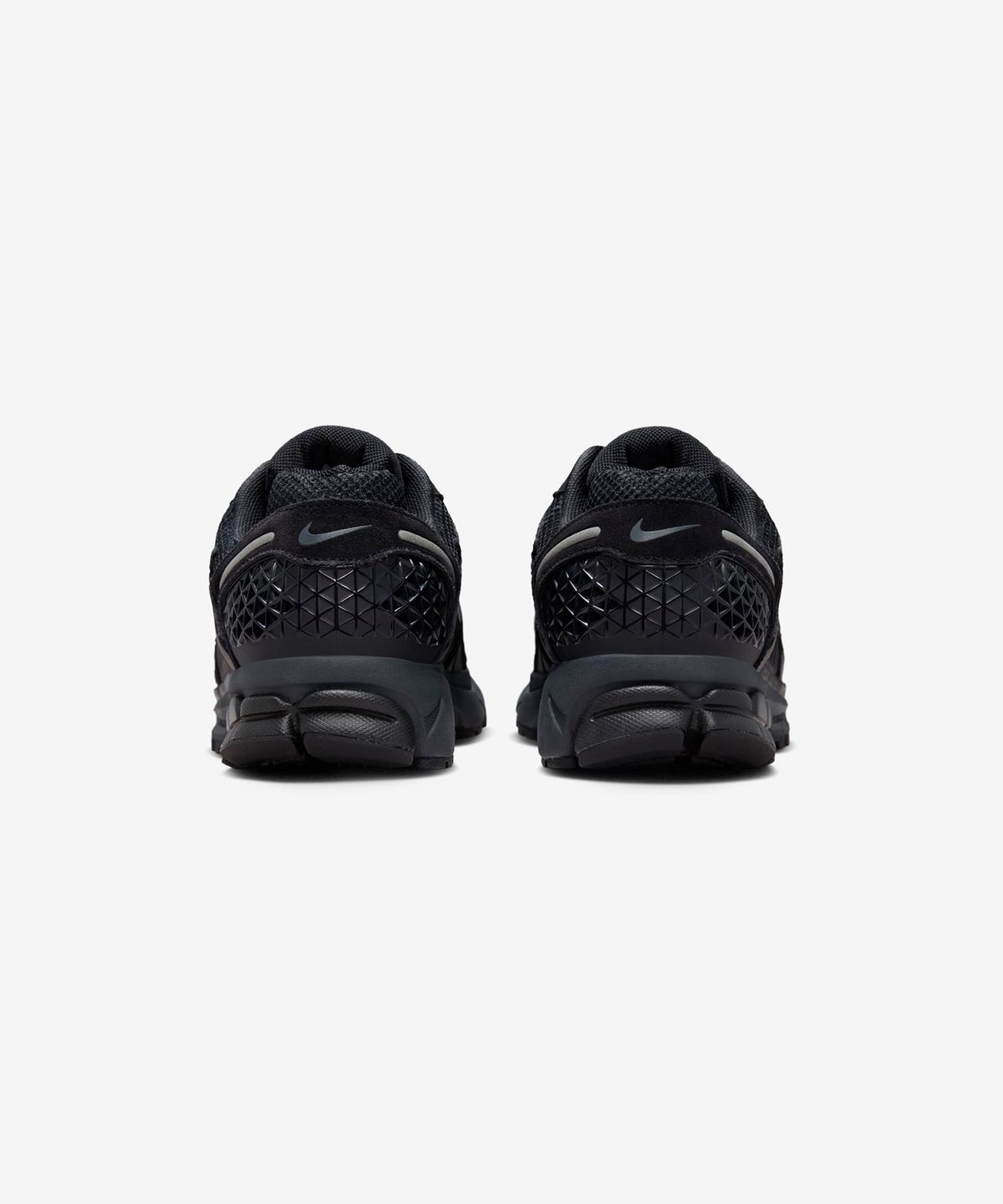 나이키(NIKE) 줌 보메로 5 M - 블랙:앤트러사이트:메탈릭 다크 그레이:블랙 / HF1553-001