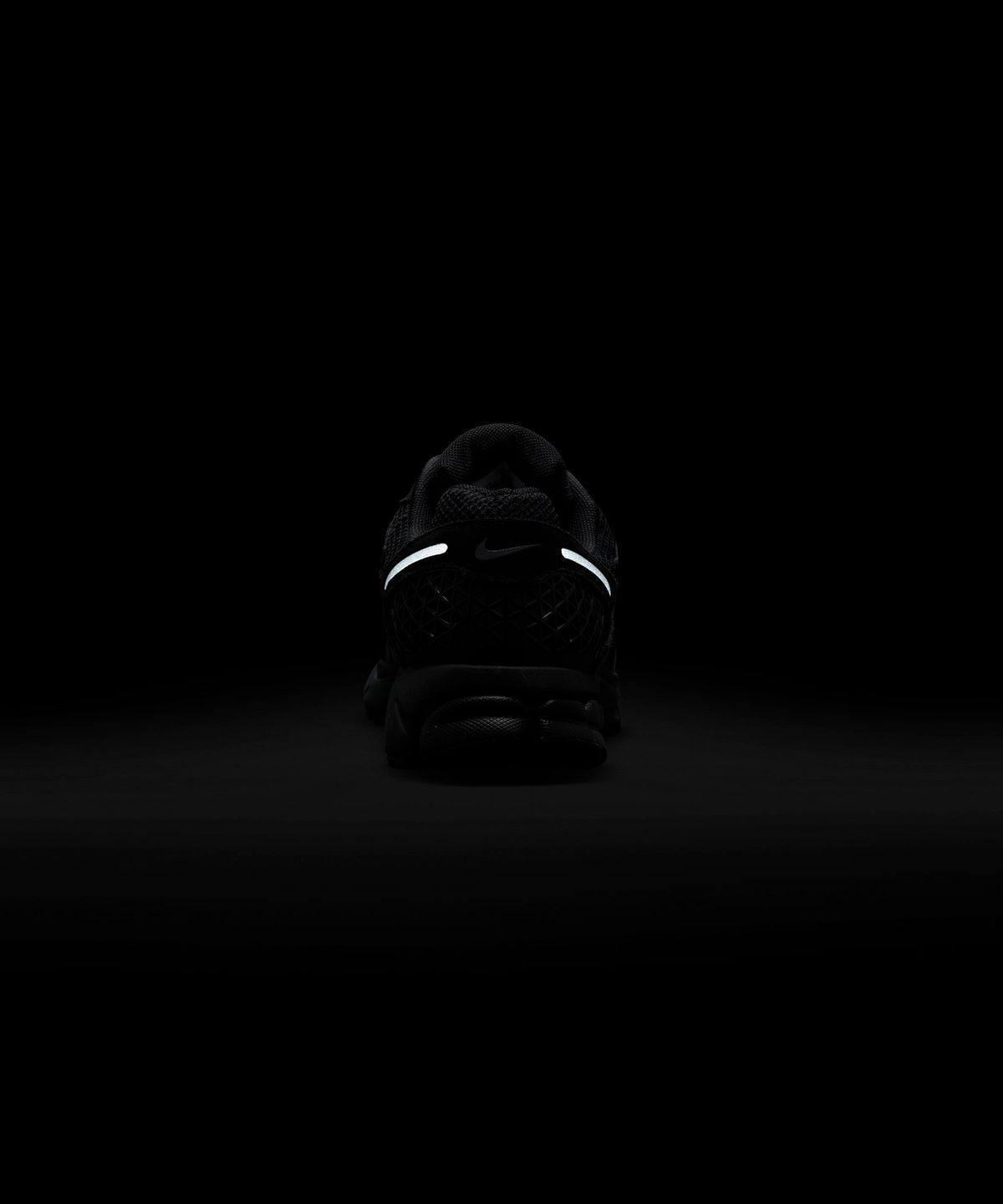 나이키(NIKE) 줌 보메로 5 M - 블랙:앤트러사이트:메탈릭 다크 그레이:블랙 / HF1553-001