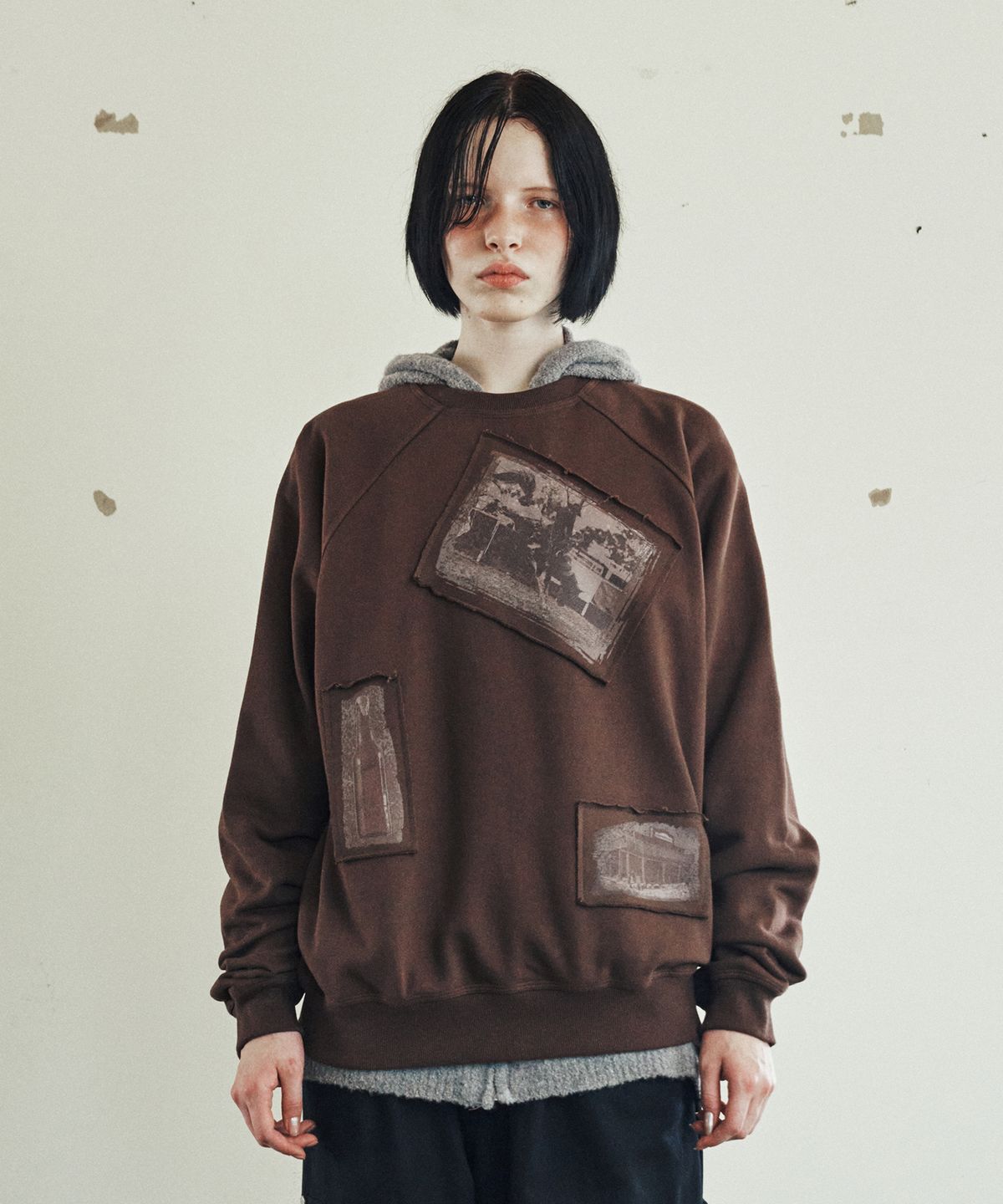 더바이닐하우스(THEVINYLHOUSE) RODEO PHOTO SWEATSHIRT BROWN
