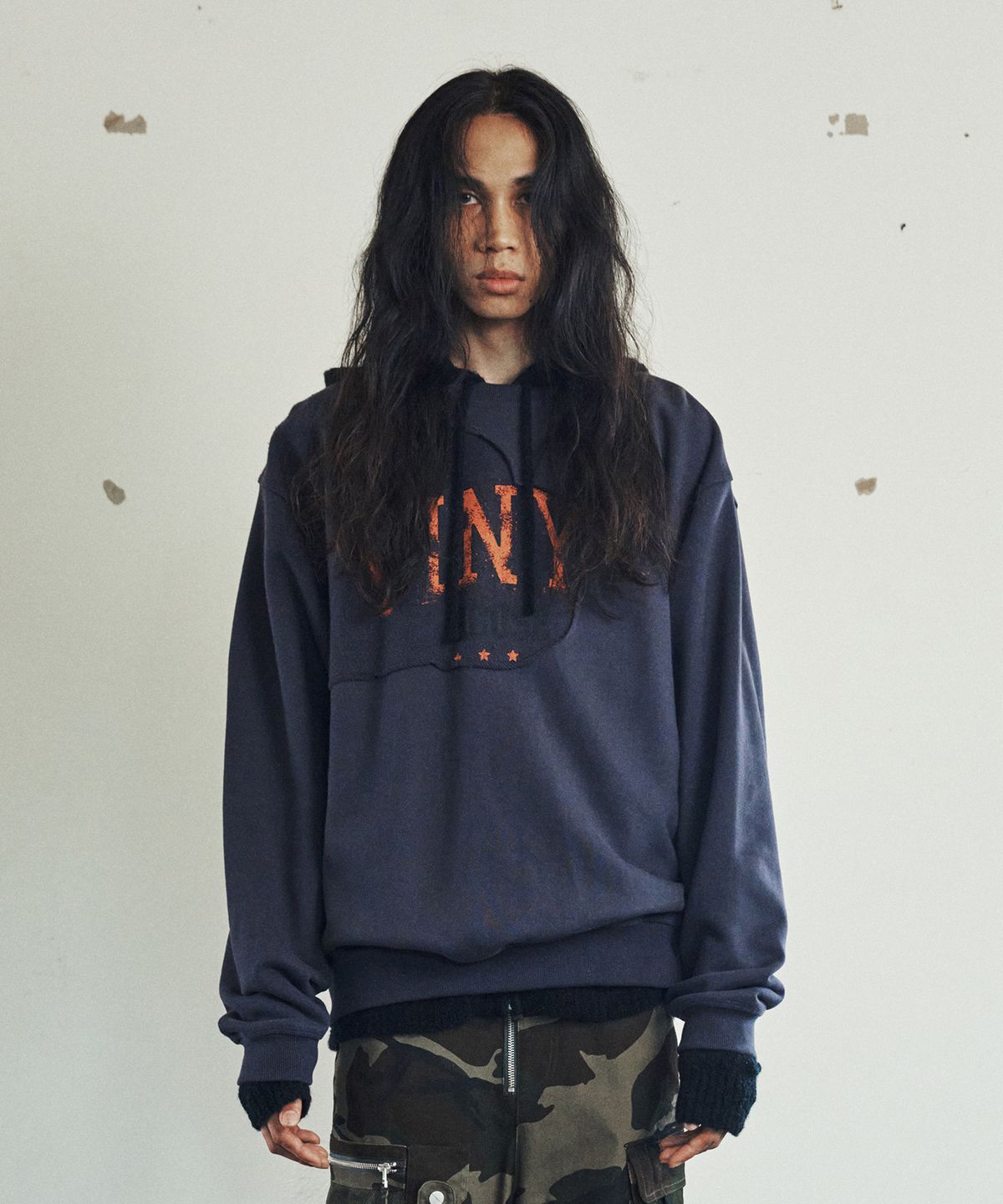 더바이닐하우스(THEVINYLHOUSE) CUT-OFF SWEATSHIRT PURPLE