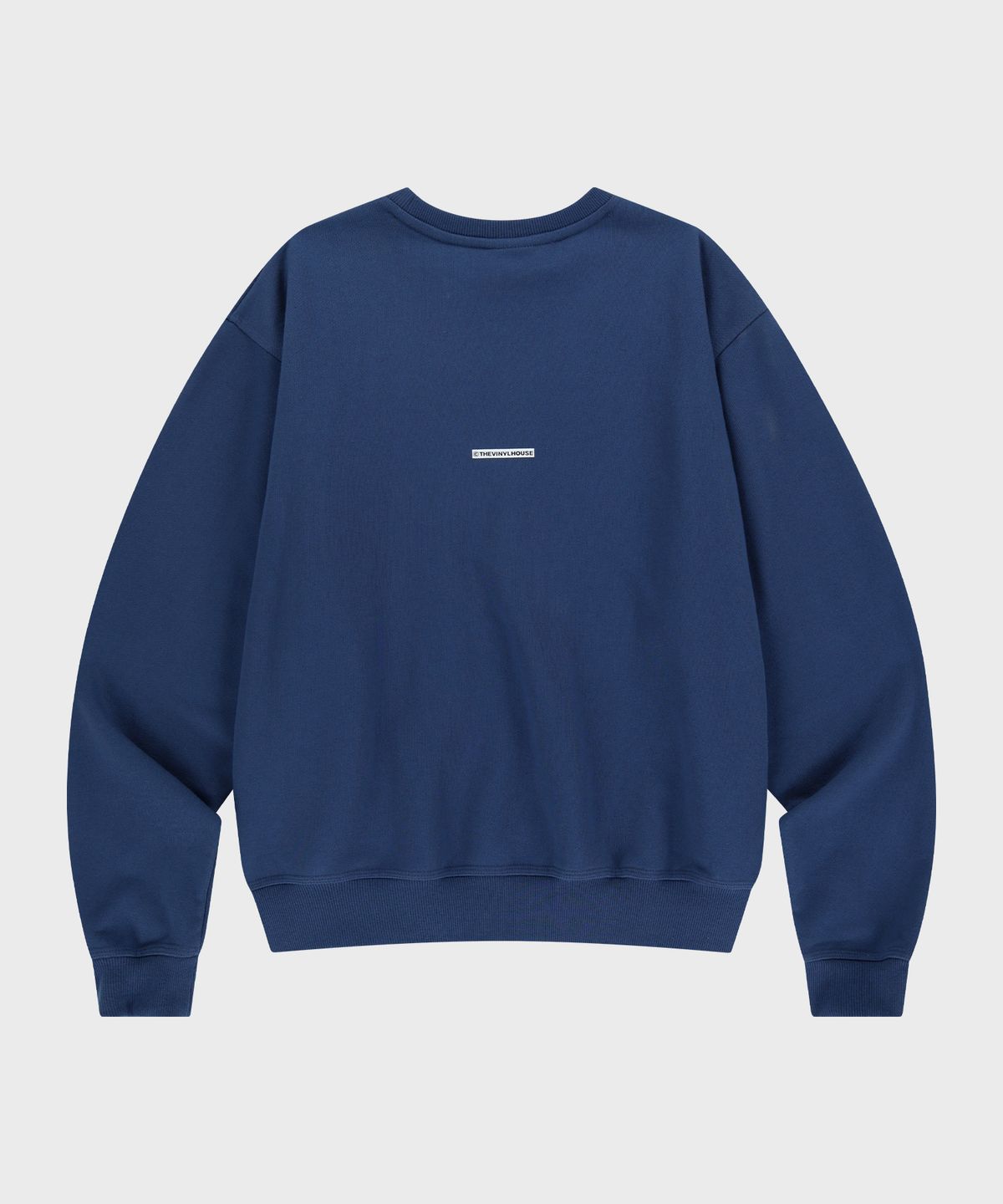 더바이닐하우스(THEVINYLHOUSE) OLD WEST TYPO SWEATSHIRT DEEP BLUE