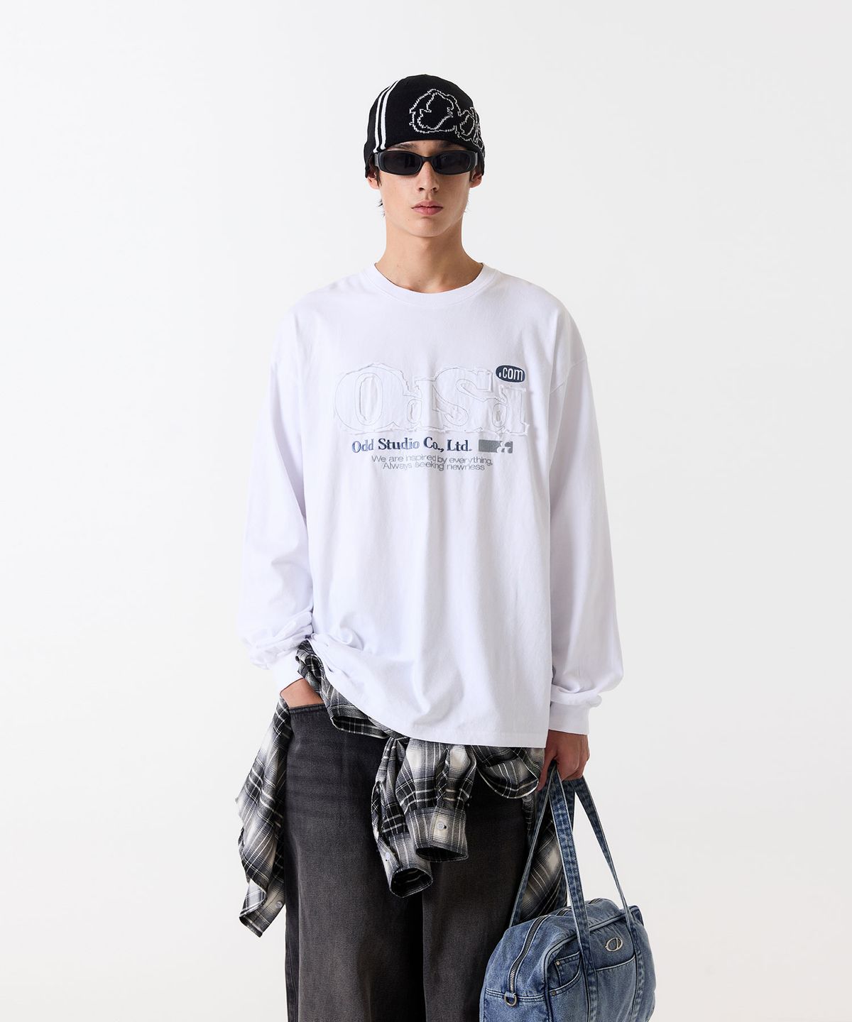 오드스튜디오(ODDSTUDIO) ODSD 피그먼트 데미지 롱 슬리브 - WHITE