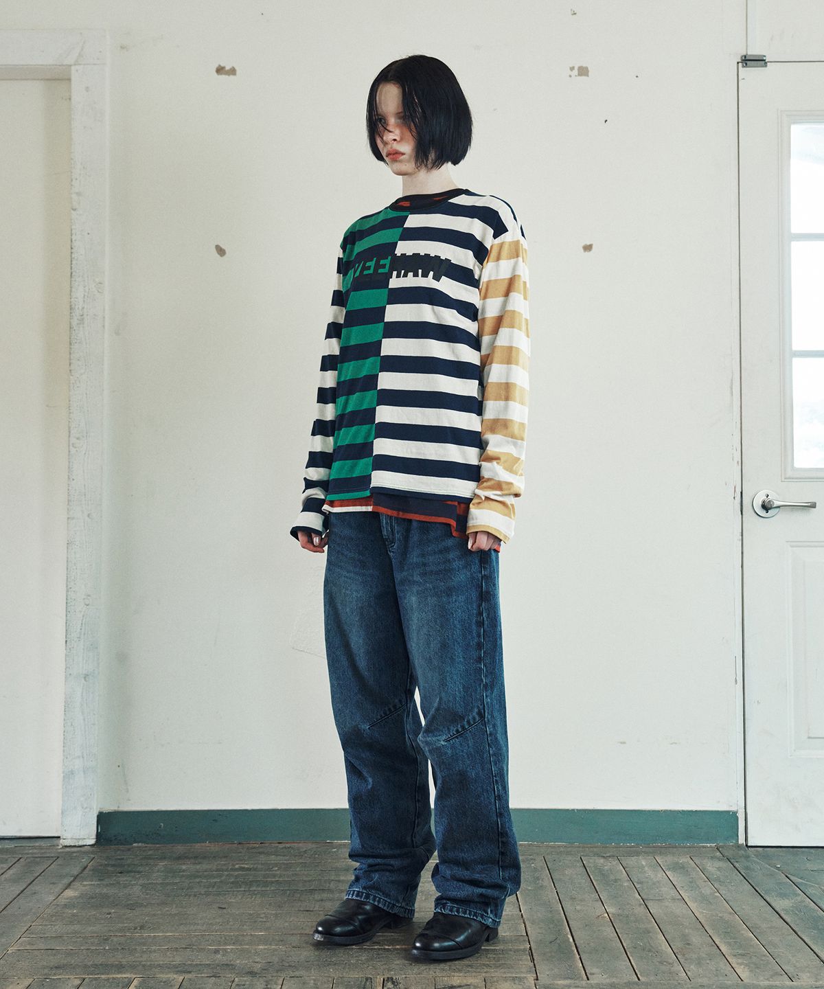더바이닐하우스(THEVINYLHOUSE) PAINTING STRIPE LS TEE GREEN