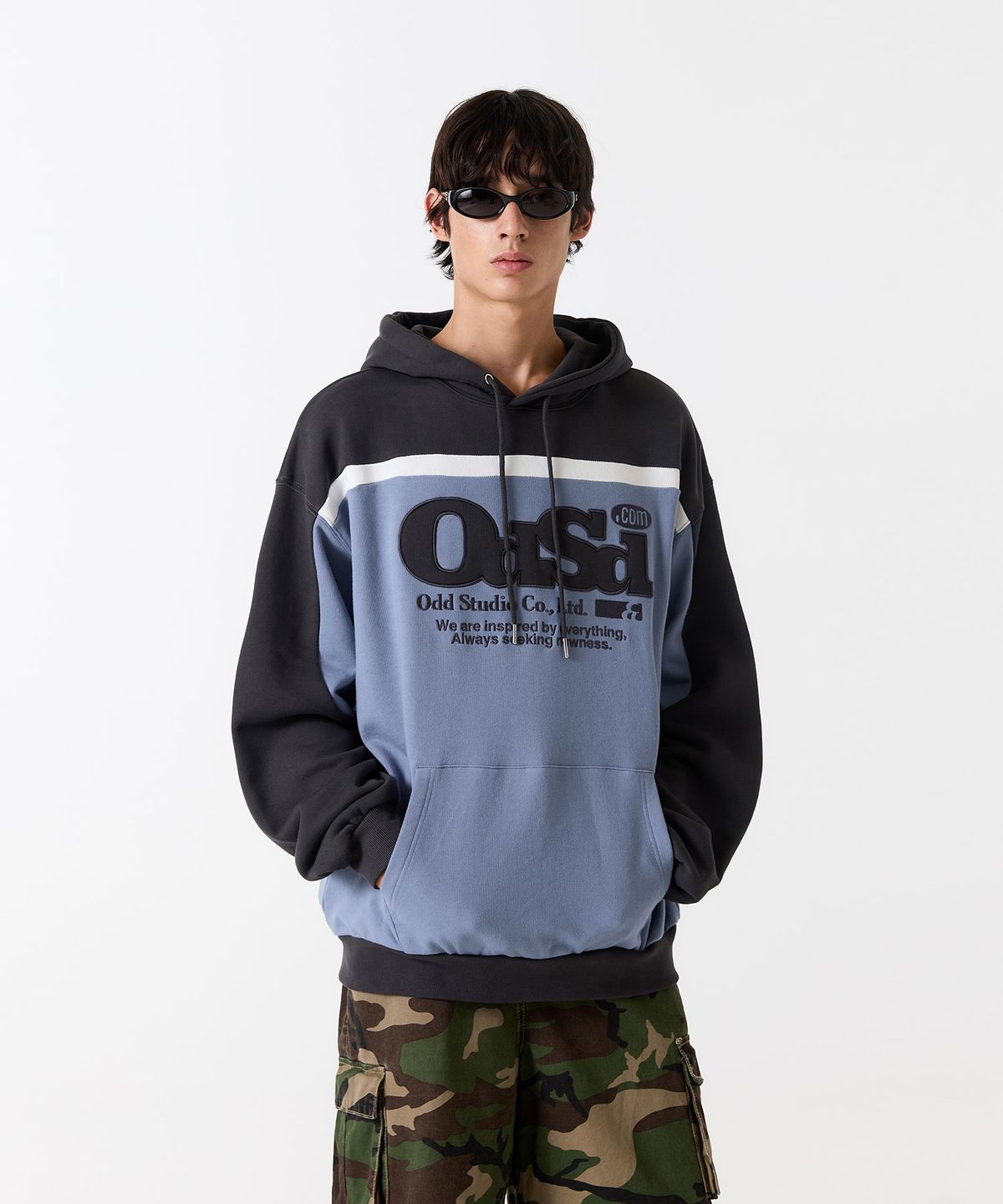오드스튜디오(ODDSTUDIO) ODSD 컬러 블록 오버핏 후드 - DARK CHARCOAL BLUE GRAY