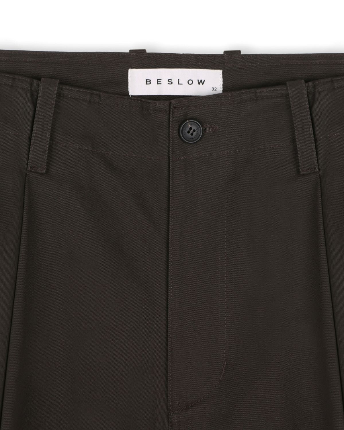 비슬로우(BESLOW) COTTON TWILL ONE TUCK PANTS DARK BROWN