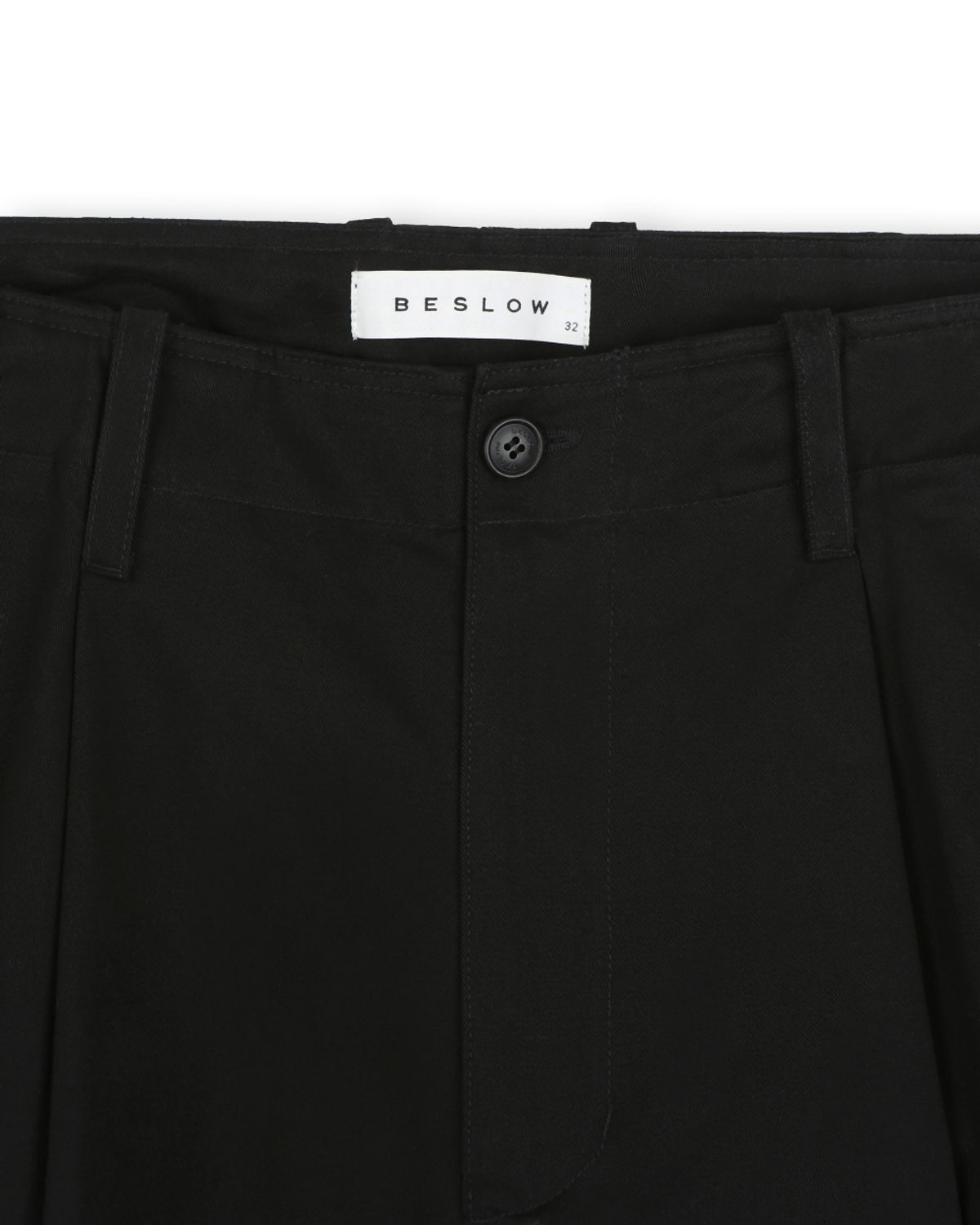 비슬로우(BESLOW) COTTON TWILL ONE TUCK PANTS BLACK