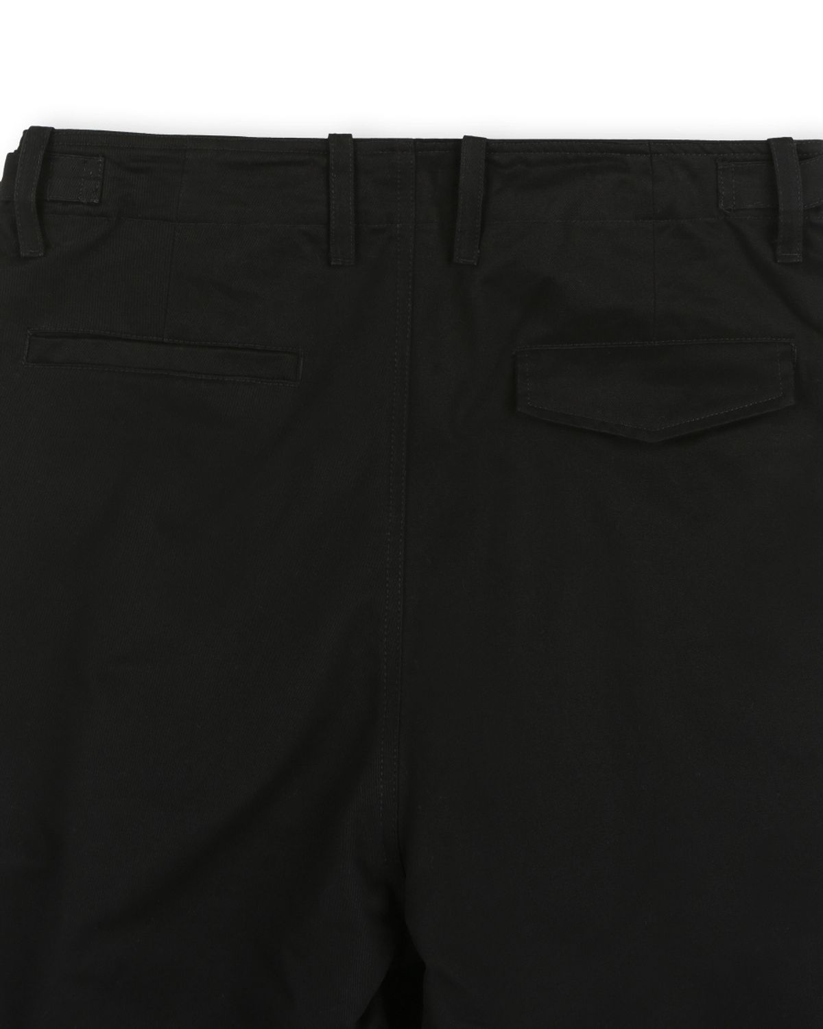 비슬로우(BESLOW) COTTON TWILL ONE TUCK PANTS BLACK