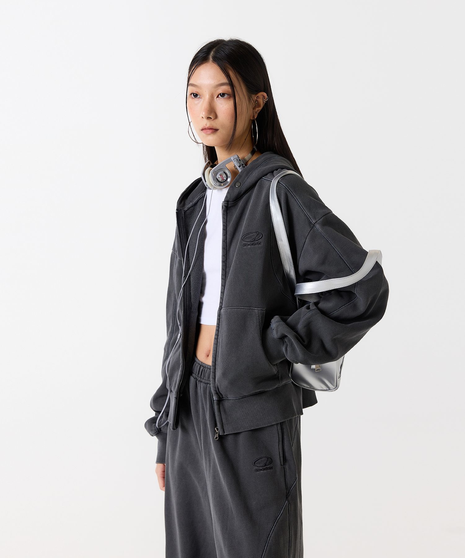 パーカー・フーディ ODD STUDIO PIGMENT COVER STITCH HOODED ZIP-UP Pigment Cover Stitch Hooded Zip-Up - CHARCOAL | ファッション