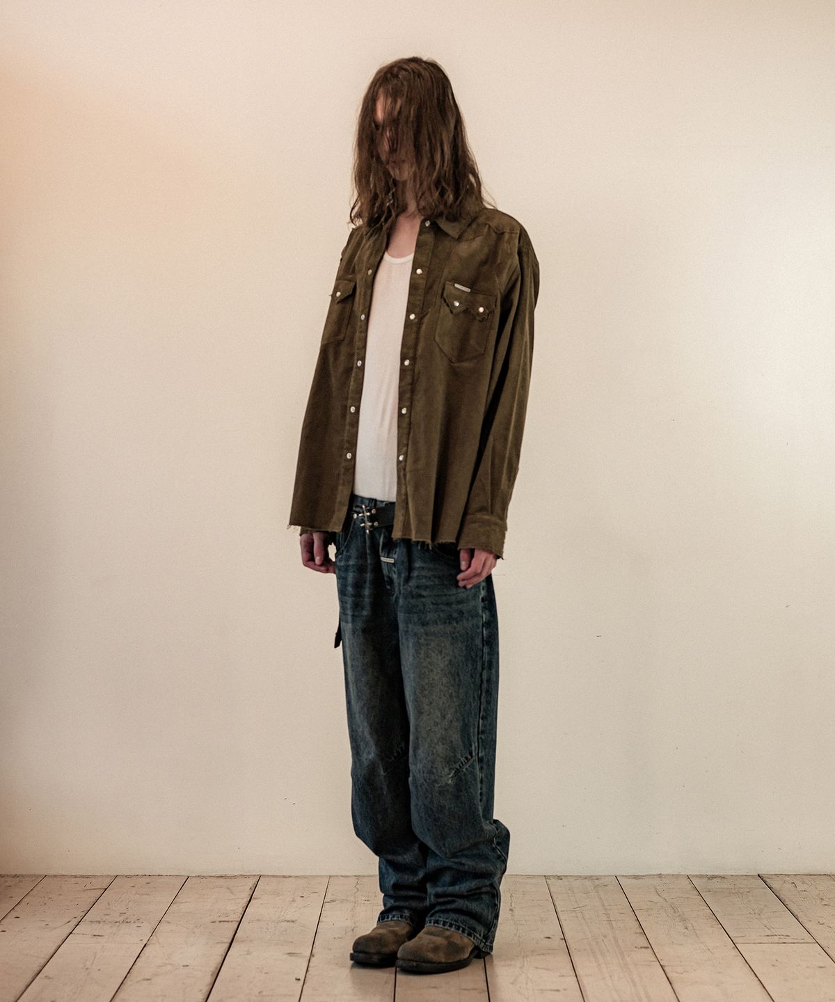 더바이닐하우스(THEVINYLHOUSE) CORDUROY WESTERN SHIRTS KHAKI