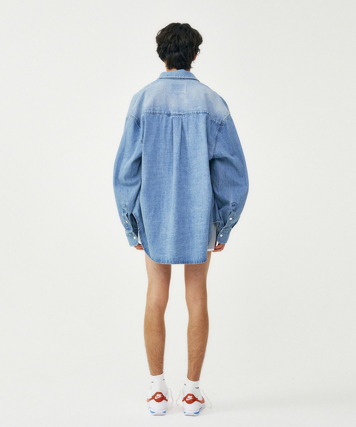 프롬아를(FROM ARLES) 메가사이즈 워시드 데님 셔츠 / DENIM