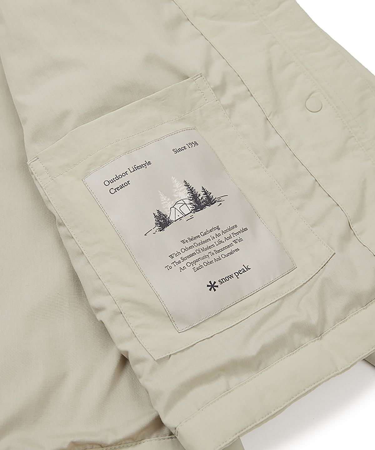 스노우피크 어패럴(SNOWPEAK APPAREL) 캠플 여성 바람막이 (S24FWCWB13) Light Beige
