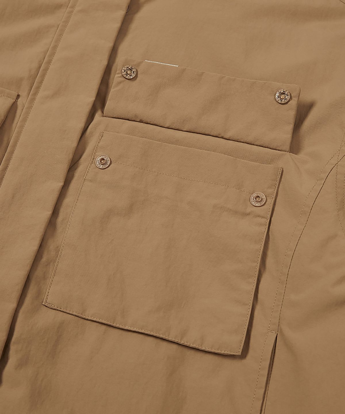 스노우피크 어패럴(SNOWPEAK APPAREL) 캠플 여성 바람막이 (S24FWCWB13) Camel