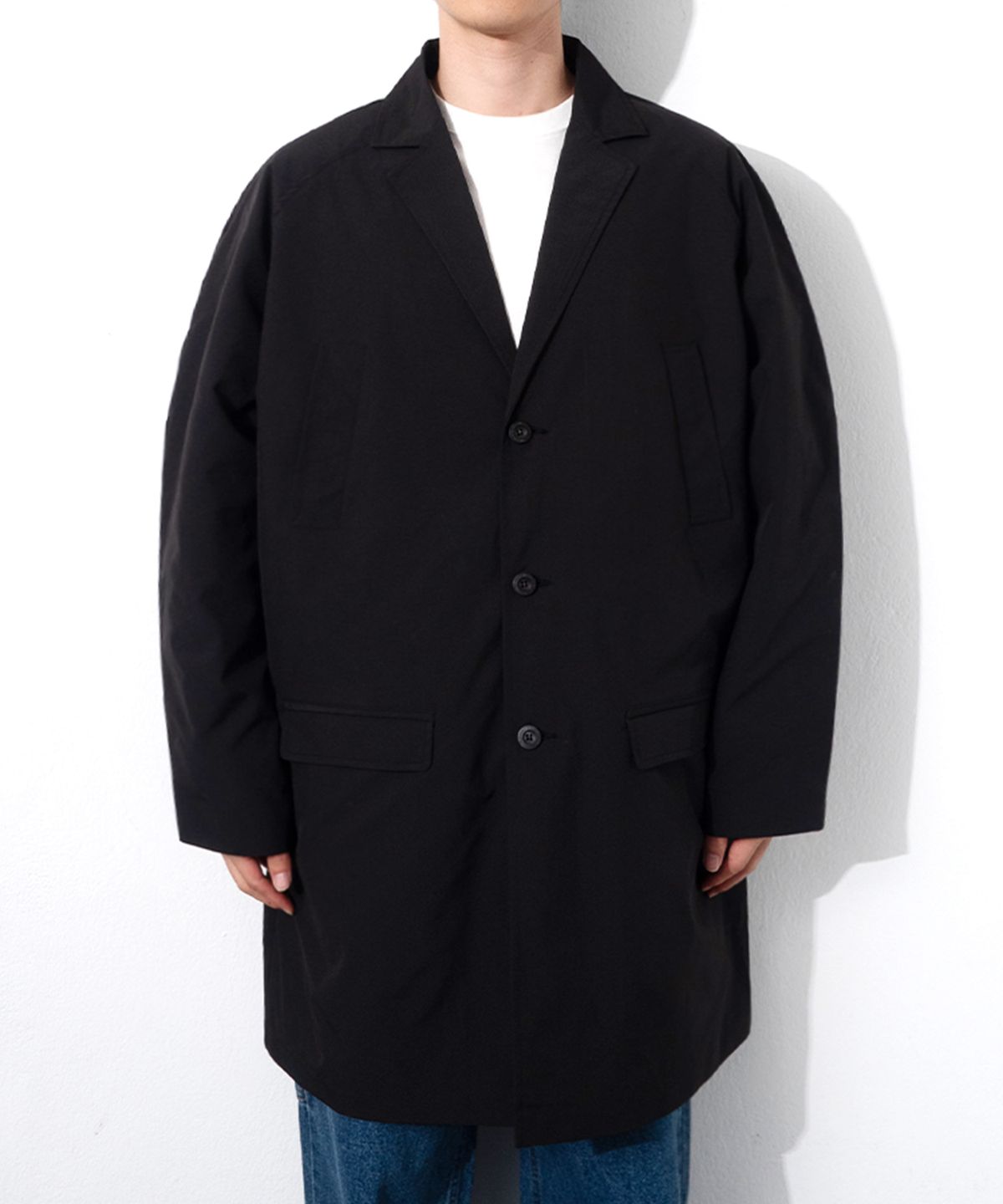 큐티에잇 가먼츠(QT8 GARMENTS) TL Oversized Raglan Coat (Black)
