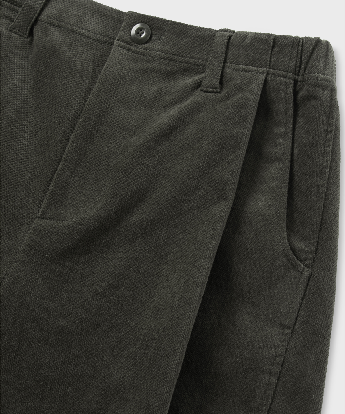 넌블랭크(NONBLANK) 원턱 커브드 스티치 팬츠_KHAKI