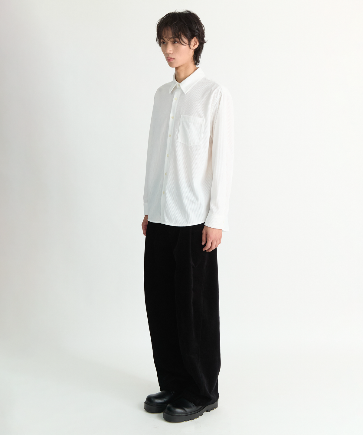 넌블랭크(NONBLANK) 원턱 커브드 스티치 팬츠_BLACK
