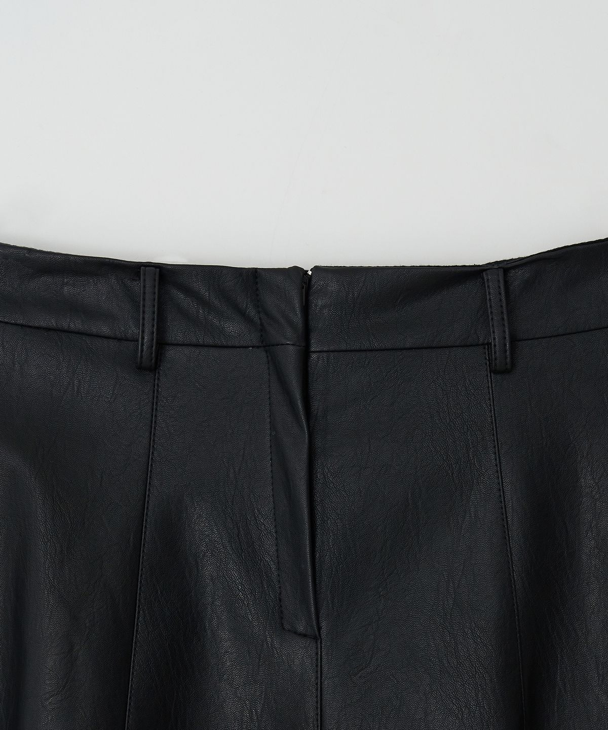 더페니(THE PENNY) LEATHER LONG SKIRT - Black