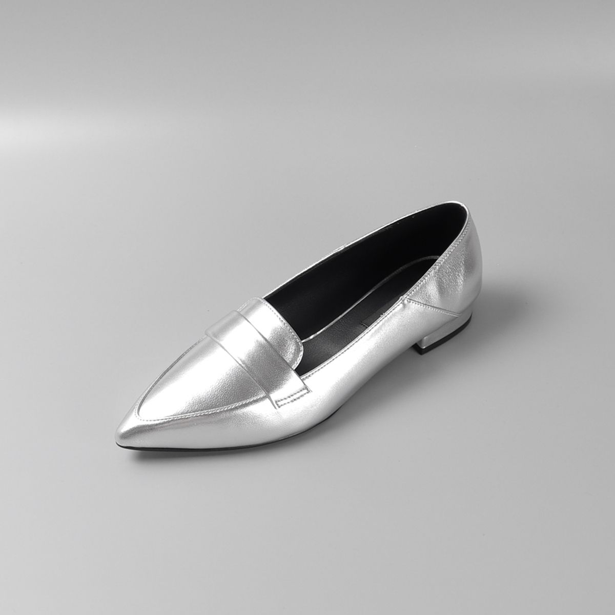 루시크루(LUCY CREW) Stiletto Loafer LC343_3colors