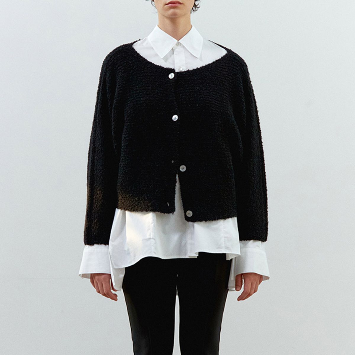 모먼(MOMEN) 2웨이 루즈 가디건_XMCBCYZB11106