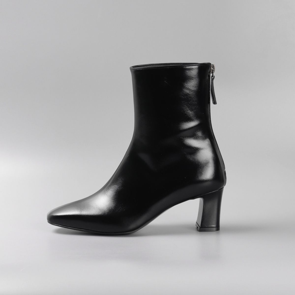 루시크루(LUCY CREW) Square Ankle Boots LC352_2colors