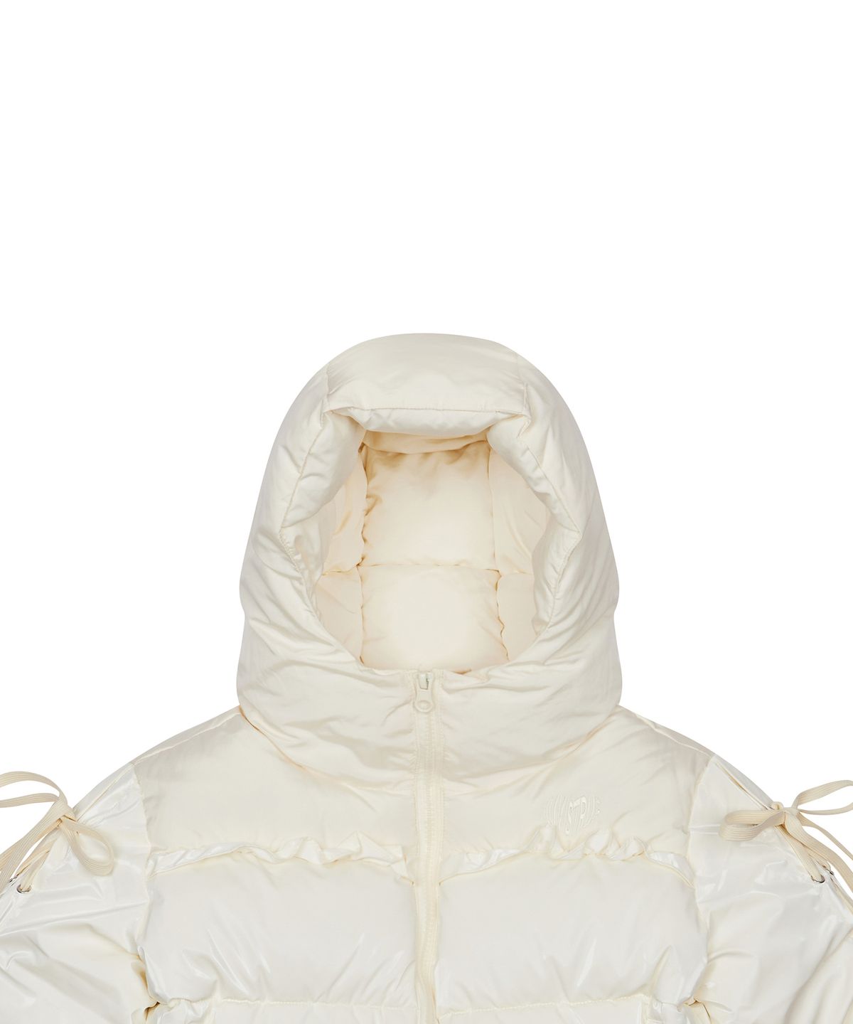 러브이즈트루(LUVISTRUE) AM RIBBON FRILL PUFFER JACKET(IVORY)