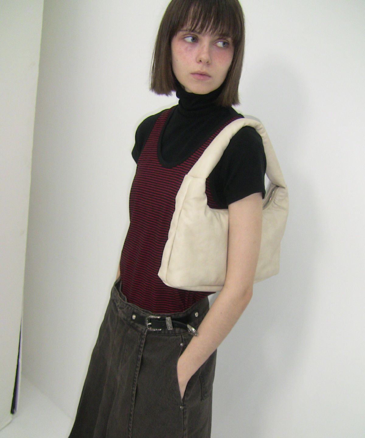 필인더블랭크(FILLINTHEBLANK) Soft Basket Hobo Bag (S)(beige)