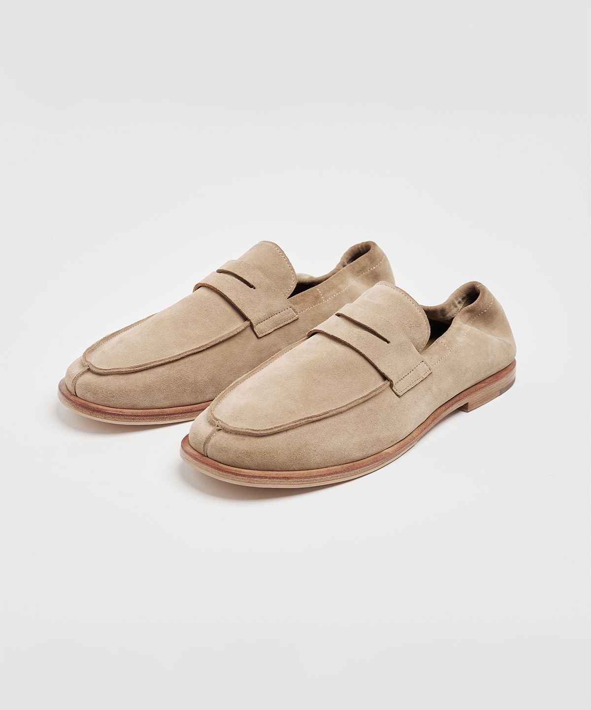 로스트가든(LOSTGARDEN) UNIFORM Flat Loafer Beige