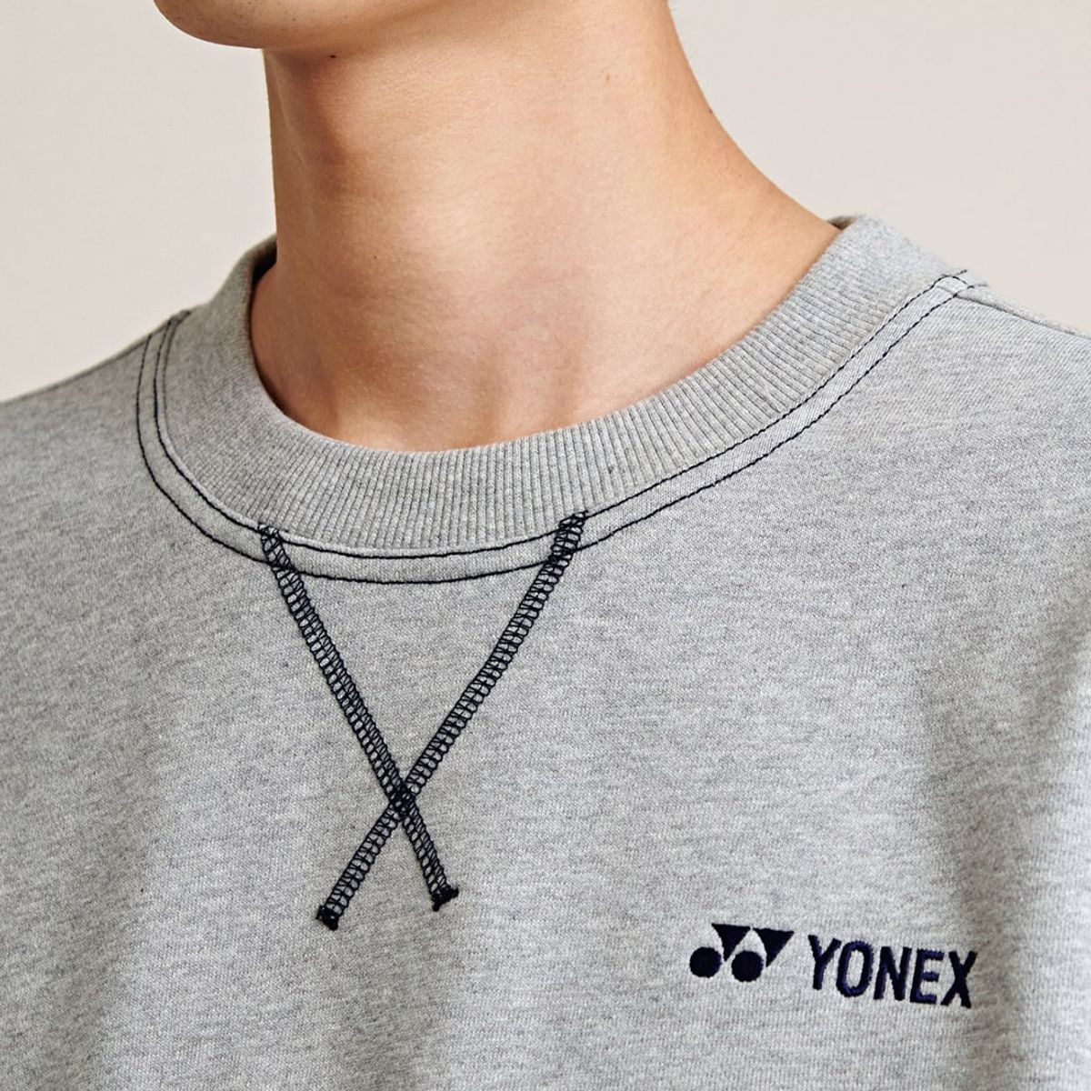 요넥스(YONEX) 245TL009U 데님/멜란지 그레이 공용 캐주얼 감성 맨투맨 티셔츠