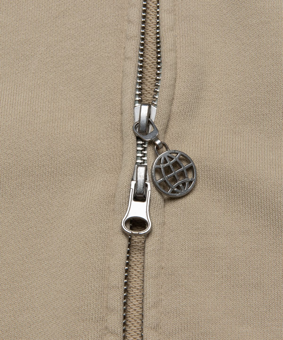 엘엠씨(LMC) WASHED OG APPLIQUE ZIP UP HOODIE beige