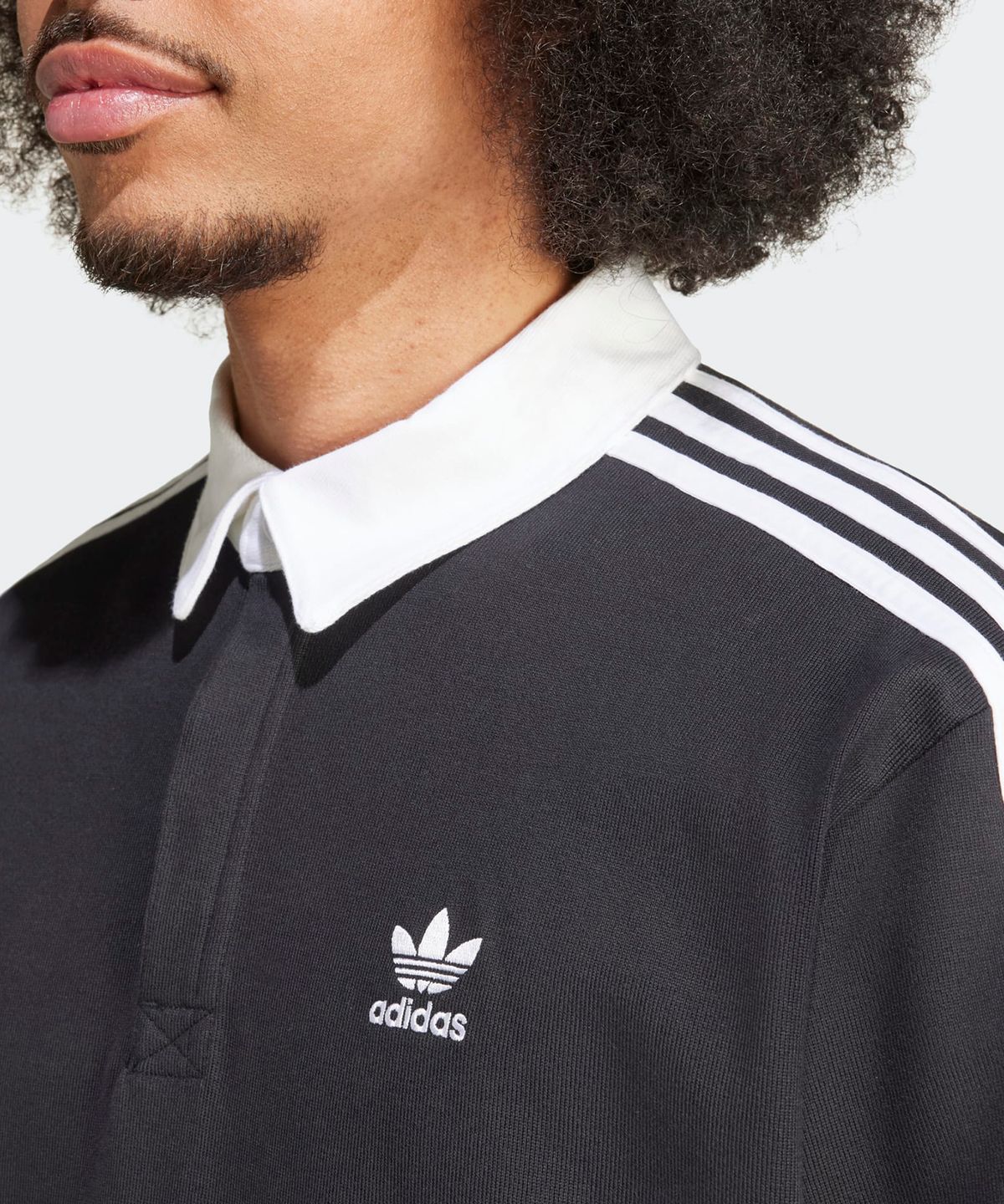 아디다스(ADIDAS) 럭비 폴로 셔츠 - 블랙 / IZ4806