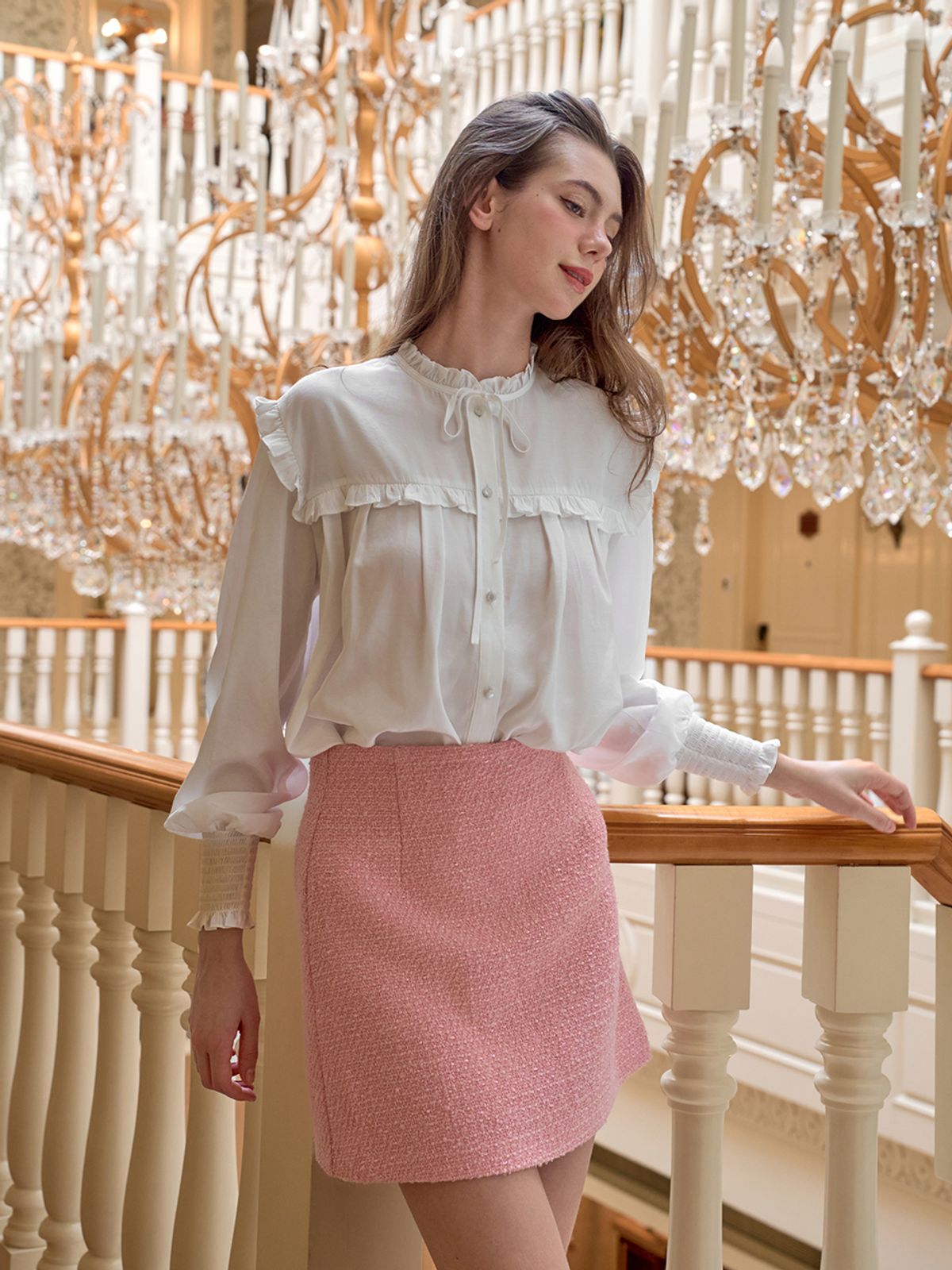 랭앤루(LANGNLU) LUNE Frill Blouse(륀느)_IVORY