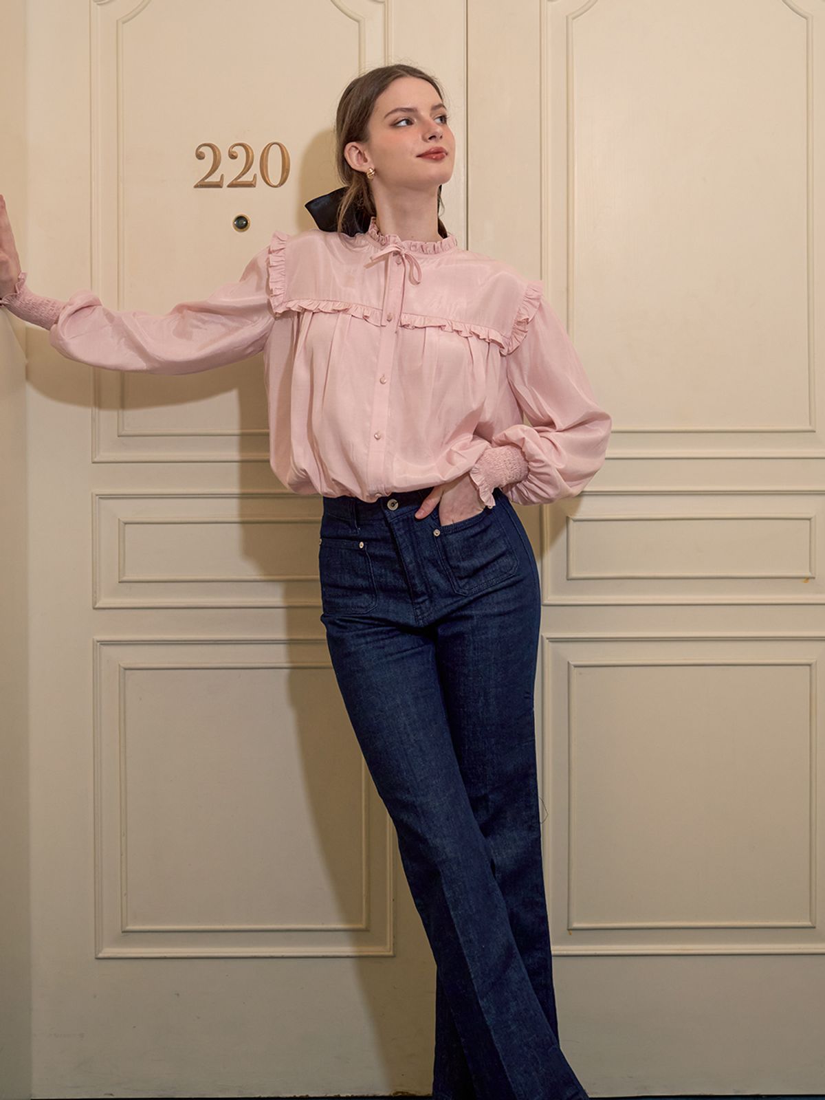 랭앤루(LANGNLU) LUNE Frill Blouse(륀느)_LIGHT PINK