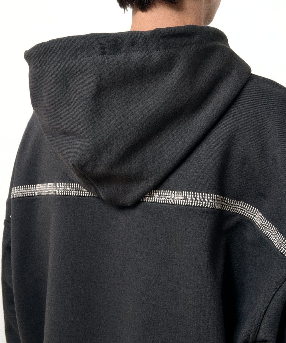 MUSINSA | MAISON MINED OBLIQUE PATCH HOODIE D/GREY