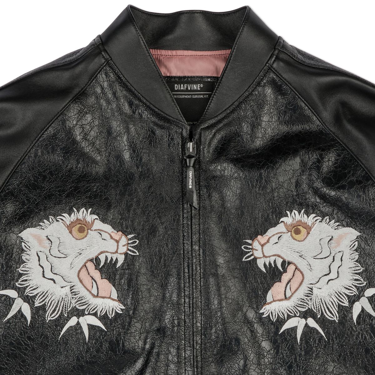 디아프바인(DIAFVINE) DV.LOT 705 Souvenir / White Roaring Tiger