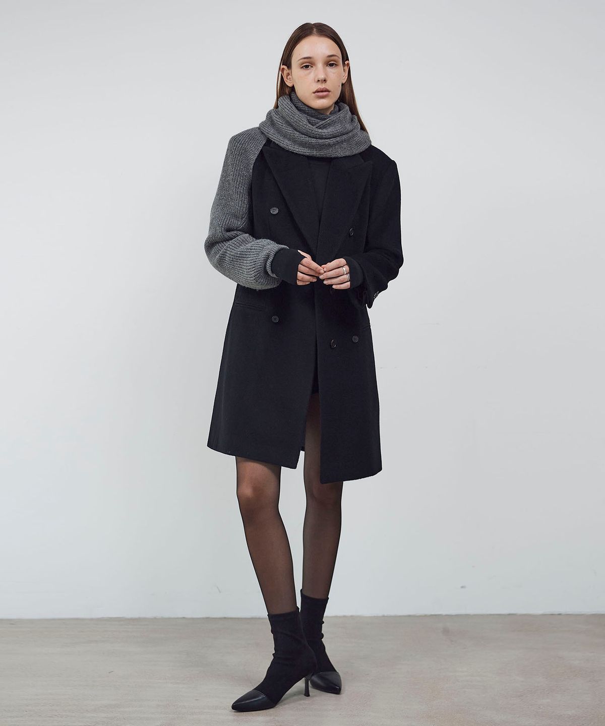 씨커슨(CKUSUN) SLEEVE KNIT MUFFLER - GREY