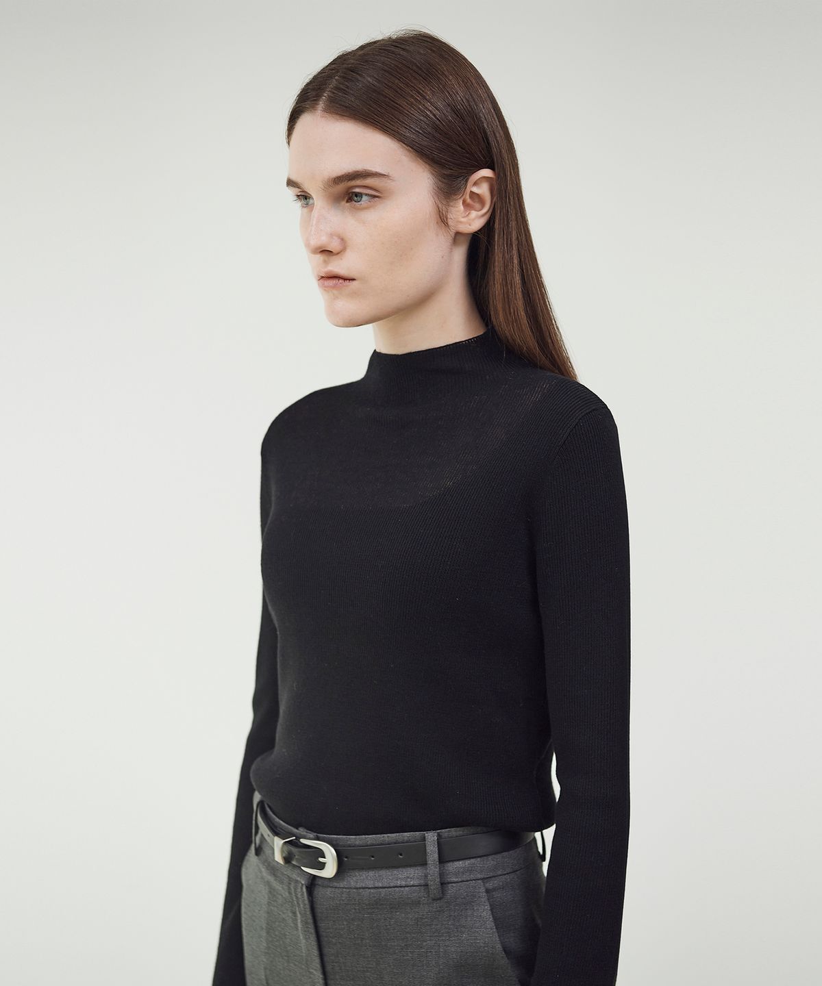 씨커슨(CKUSUN) HIGH NECK KNIT TOP - BLACK