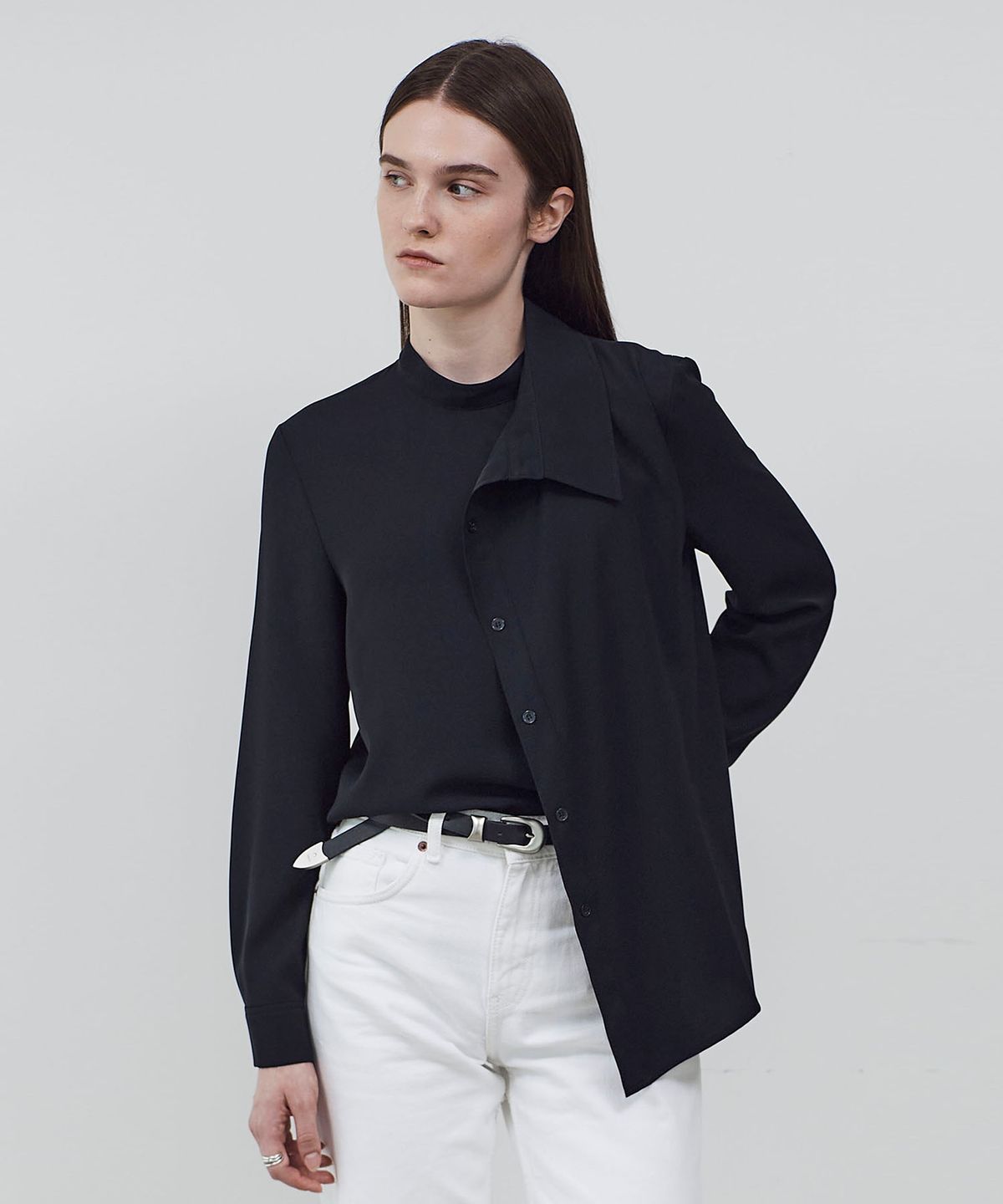 씨커슨(CKUSUN) PANEL BLOCK BLOUSE - BLACK