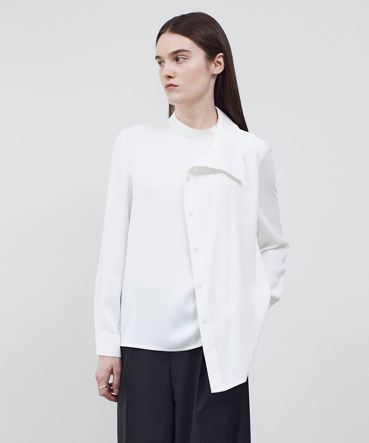 씨커슨(CKUSUN) PANEL BLOCK BLOUSE - WHITE
