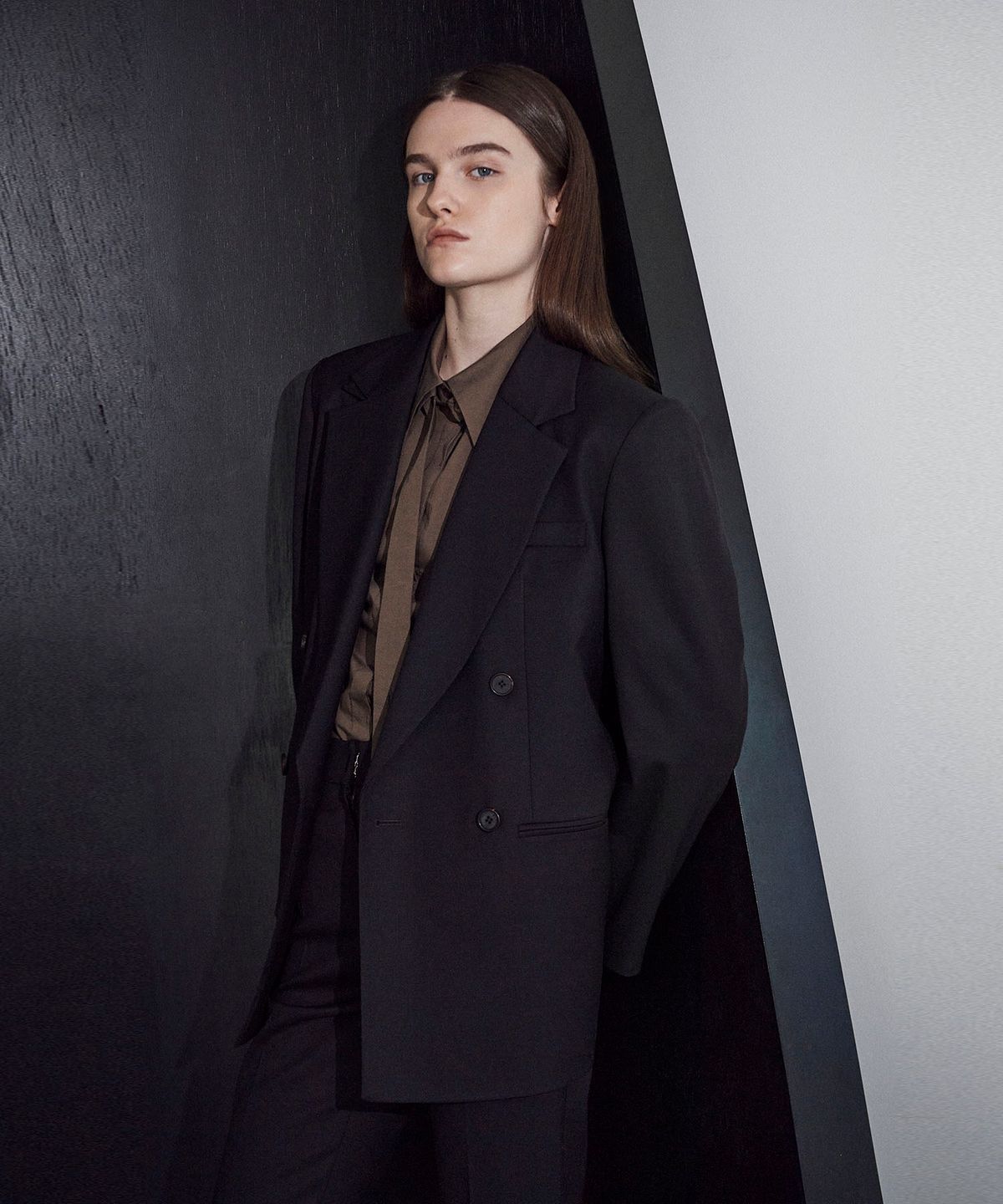 씨커슨(CKUSUN) DETACHABLE TIE-COLLAR SHIRT - BROWN