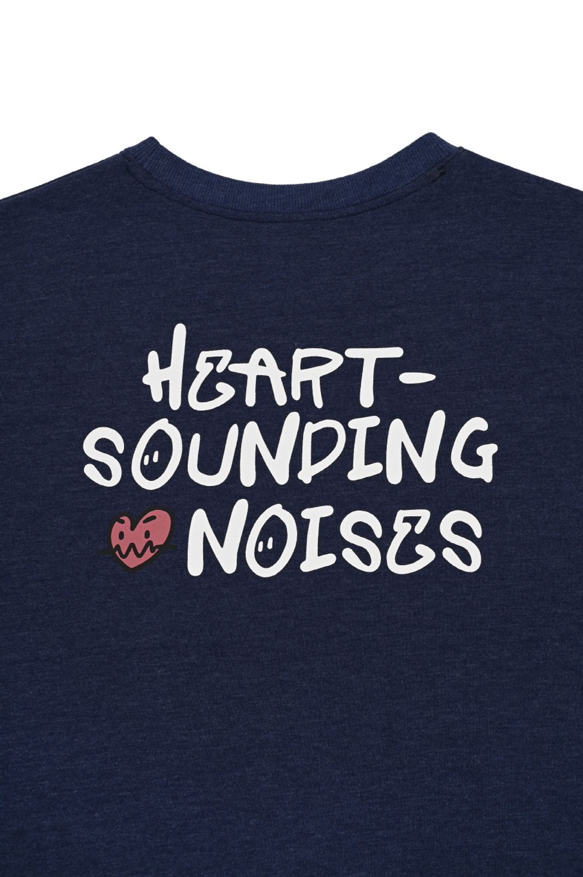 에즈아이원(ASIWANT) HEART SOUNDING NOISES SWEATSHIRT NAVY