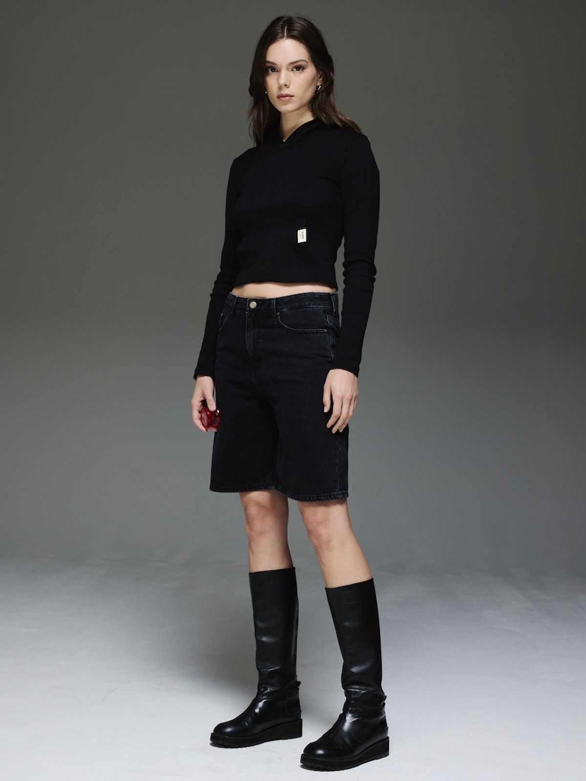 글로니(GLOWNY) THE PEGGY SHORTS (BLACK)