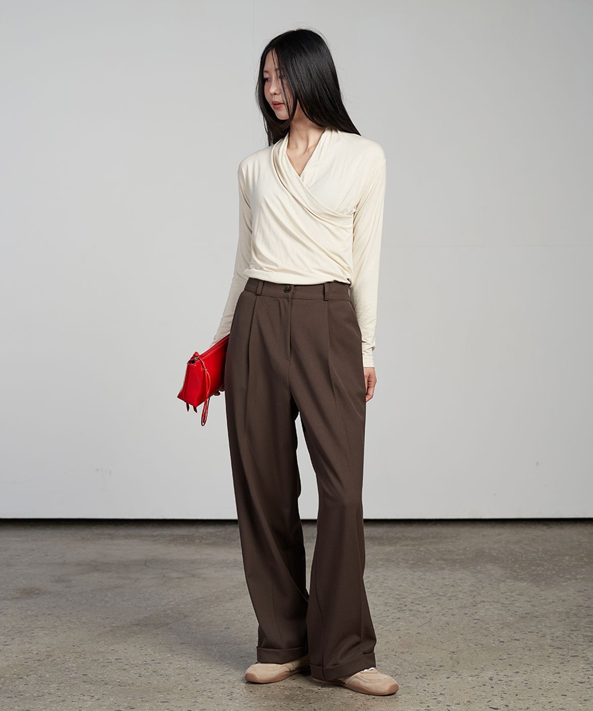 320쇼룸(320SHOWROOM) Wrap Long Sleeve T-Shirt Cream