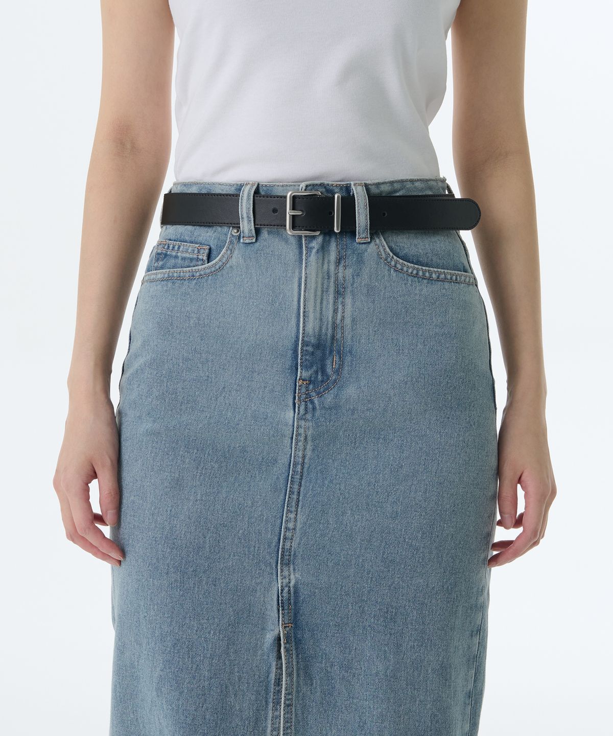 무신사 스탠다드 우먼(MUSINSA STANDARD WOMAN) 우먼즈 라운디드 스퀘어 레더 벨트_30mm