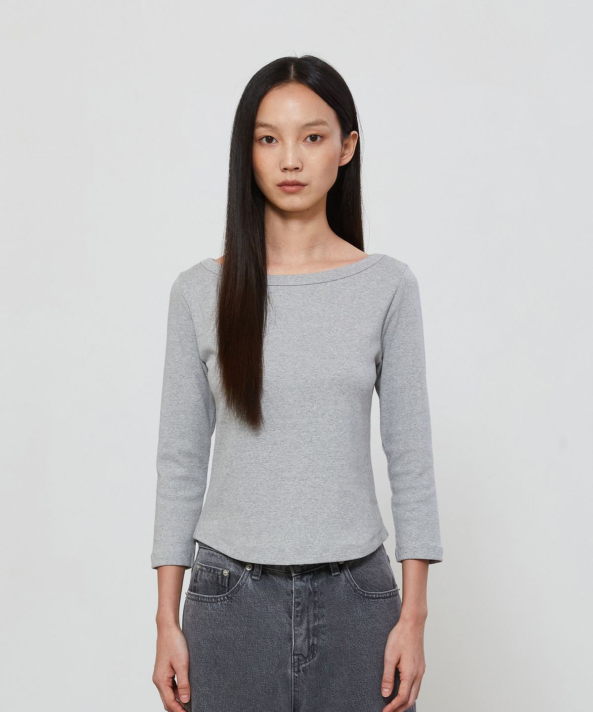 노티아(NOTIA) BOAT NECK RIBBED T-SHIRT - GRAY