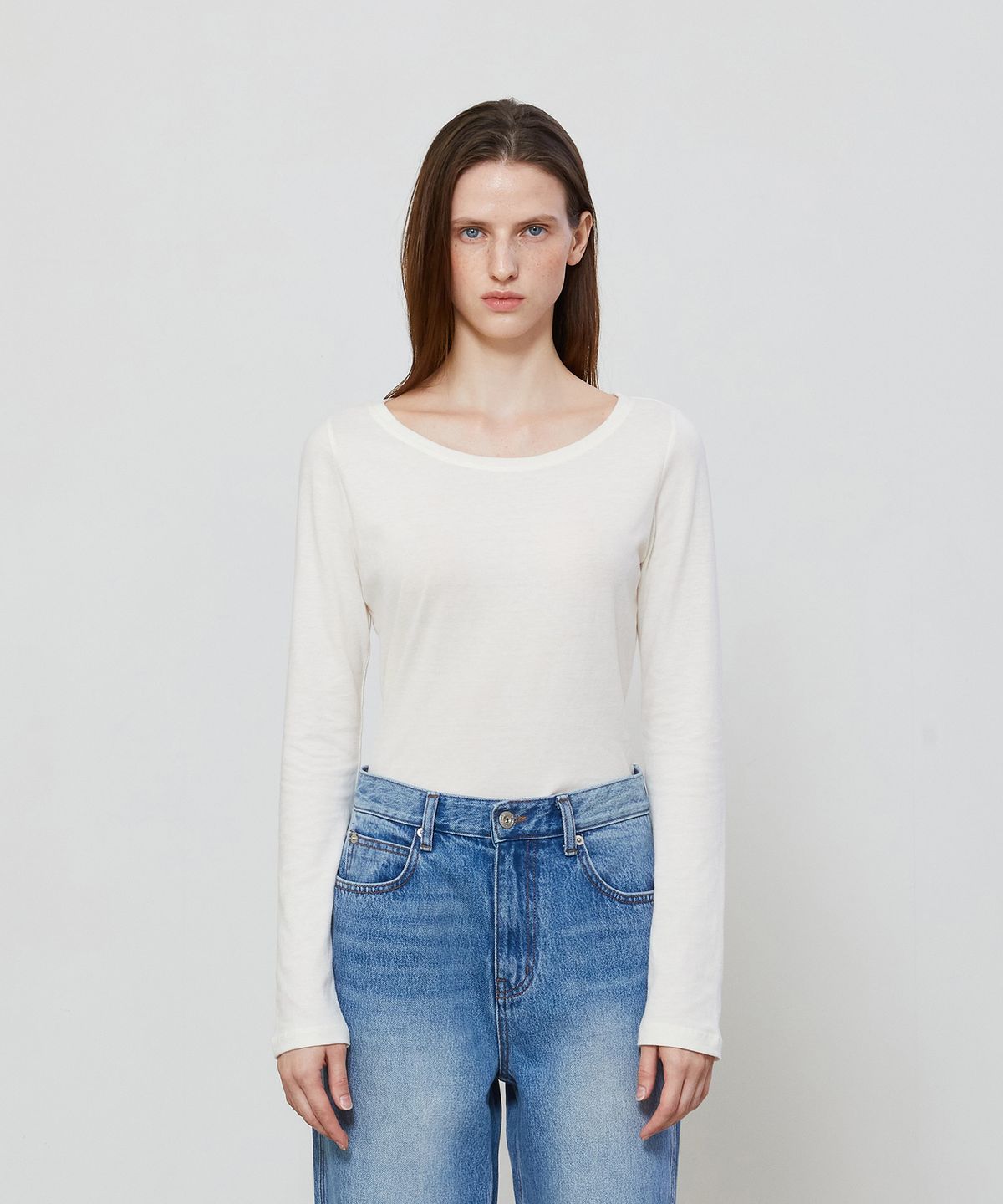 노티아(NOTIA) SOFT WIDE NECK T-SHIRTS - IVORY