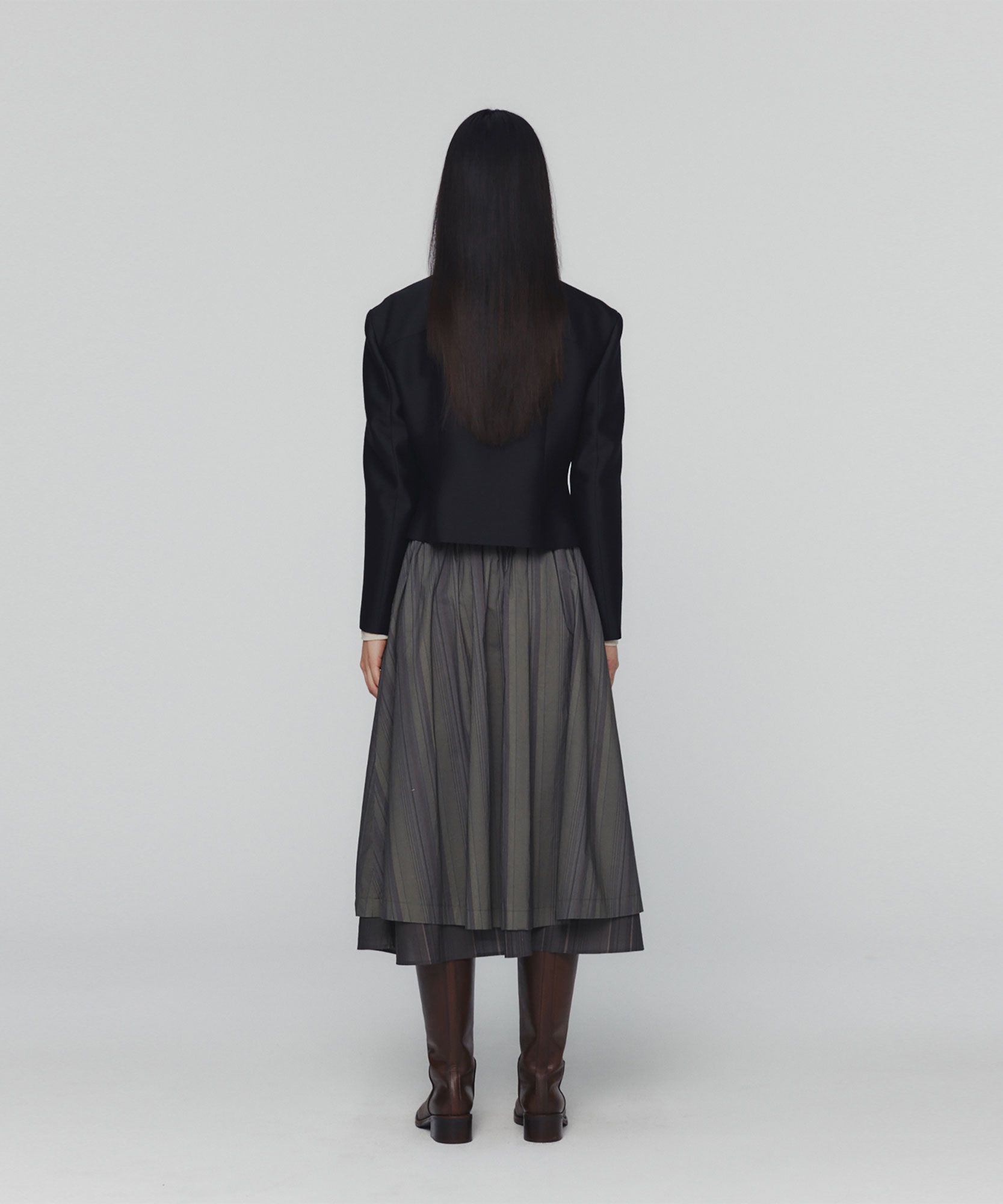 【AMOMENTO】 LAYERED SHIRRING SKIRT ブラック AMOMENTO】 LAYERED SHIRRING SKIRT ブラック AMOMENTO